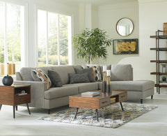 Santasia 2-Piece Sectional with Chaise