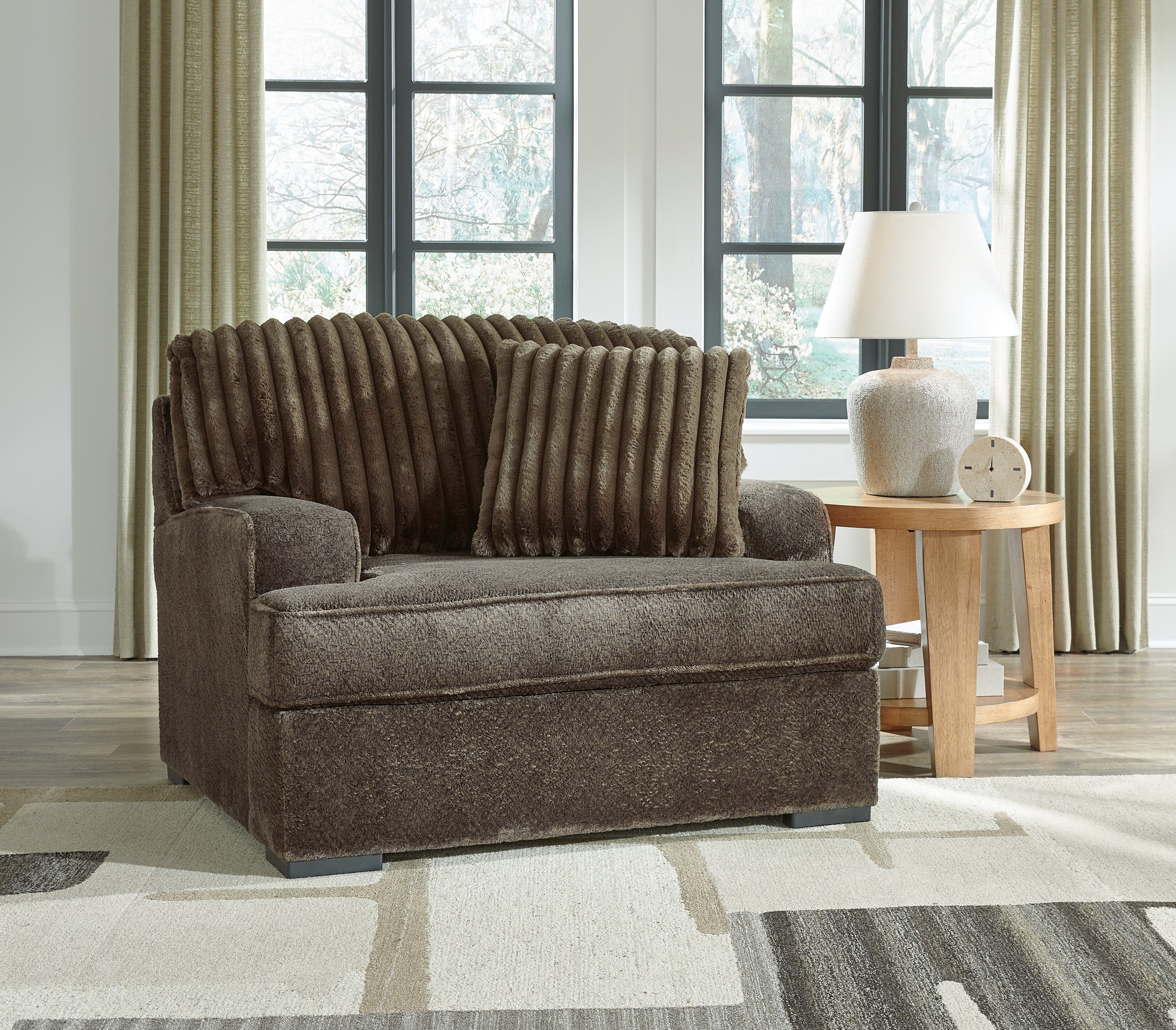 Diamond Furniture - Ashley Furniture - Aylesworth Oversized Chair - Chair and a Half - 5370223