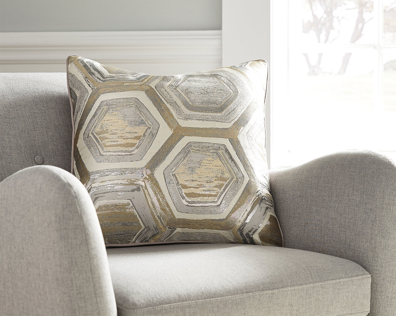 Diamond Furniture - Ashley Furniture - Meiling Pillow - Pillow - A1000480P