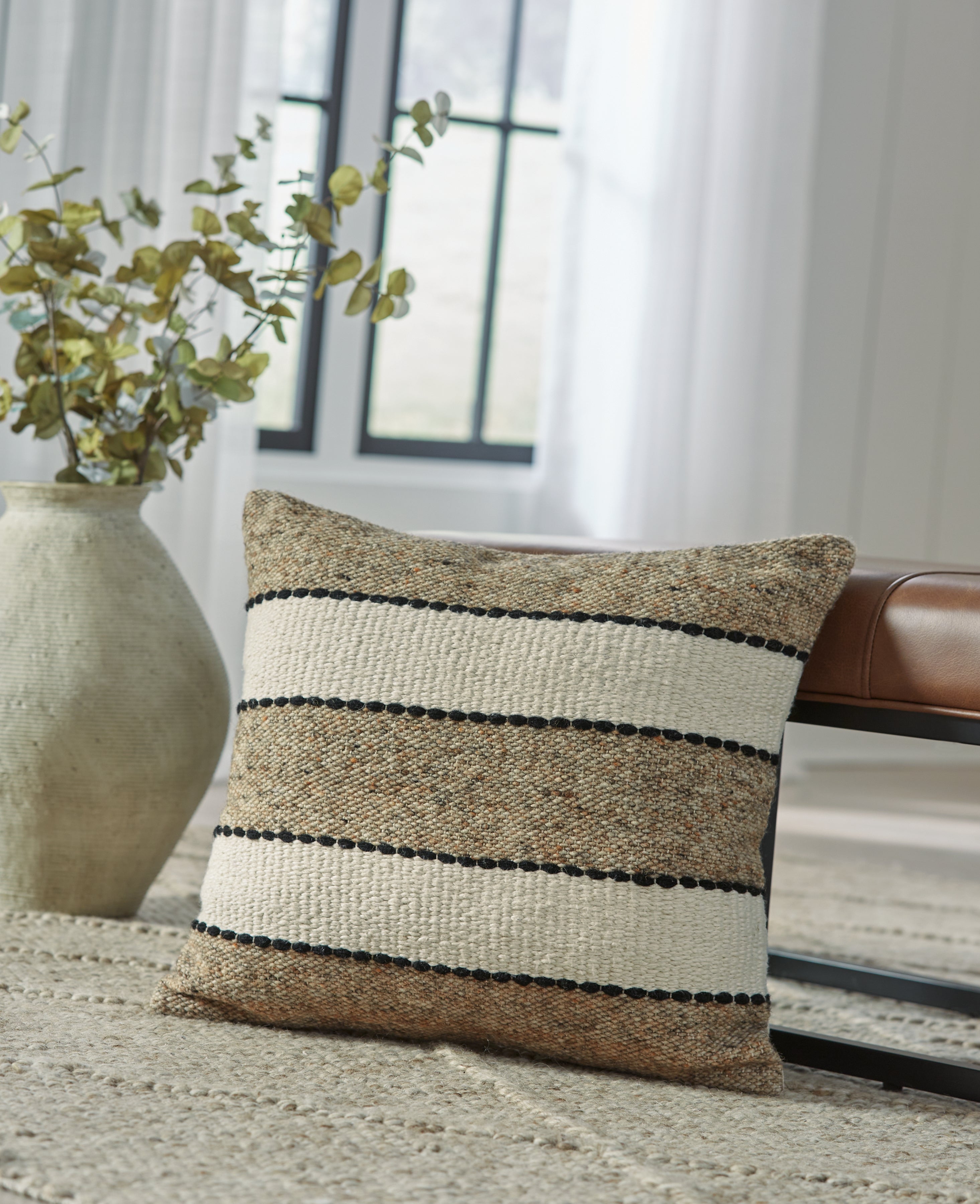 Diamond Furniture - Ashley Furniture - Rueford Pillow - Pillow - A1001063P