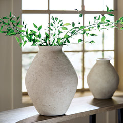 Diamond Furniture - Ashley Furniture - Hannela Vase - Vase - A2000514
