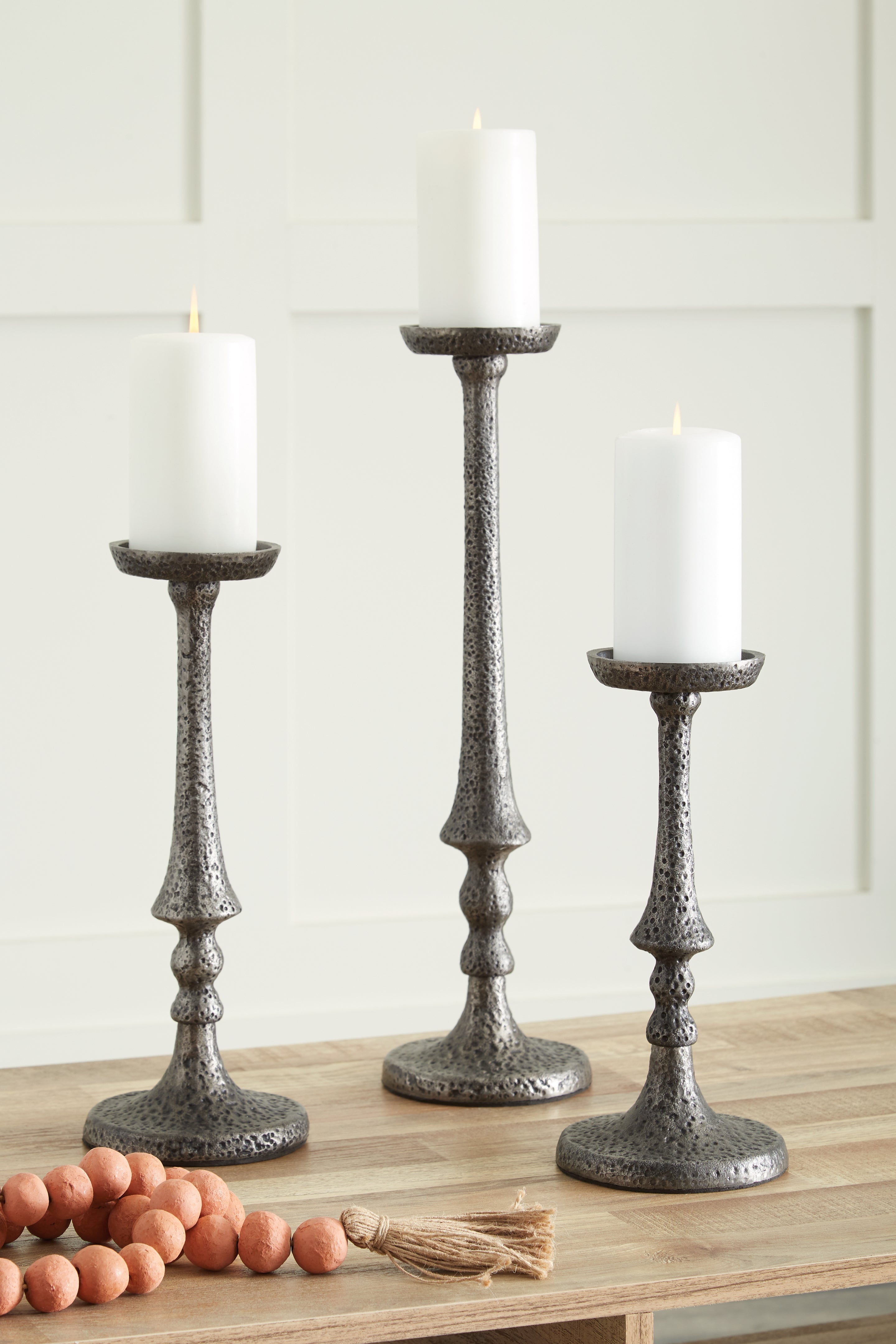 Diamond Furniture - Ashley Furniture - Eravell Candle Holder (Set of 3) - Candle Holder Set (3/CN) - A2000584
