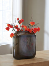 Diamond Furniture - Ashley Furniture - Sumner Vase - Vase - A2000811