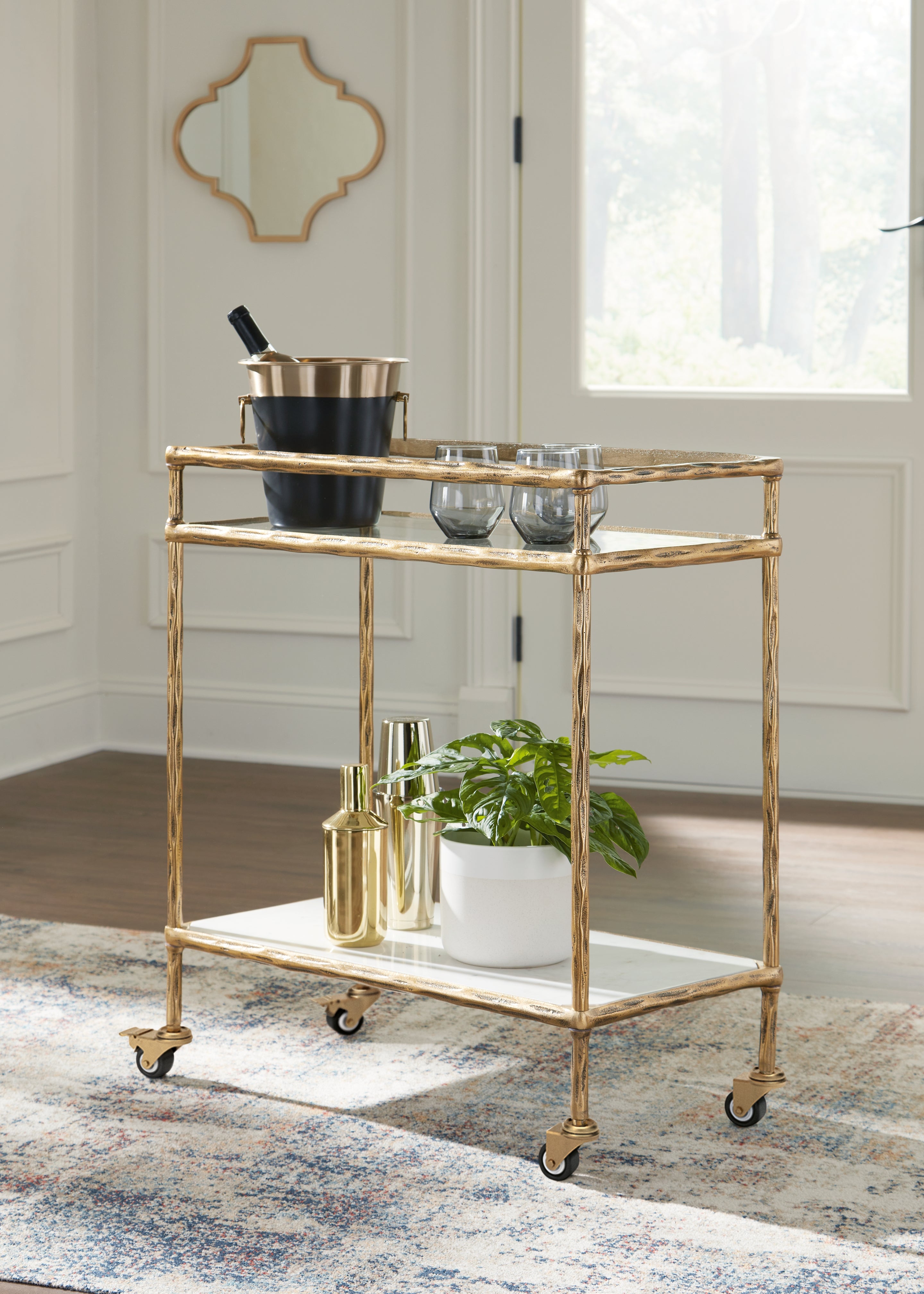 Diamond Furniture - Ashley Furniture - Plattfield Bar Cart - Bar Cart - A4000625