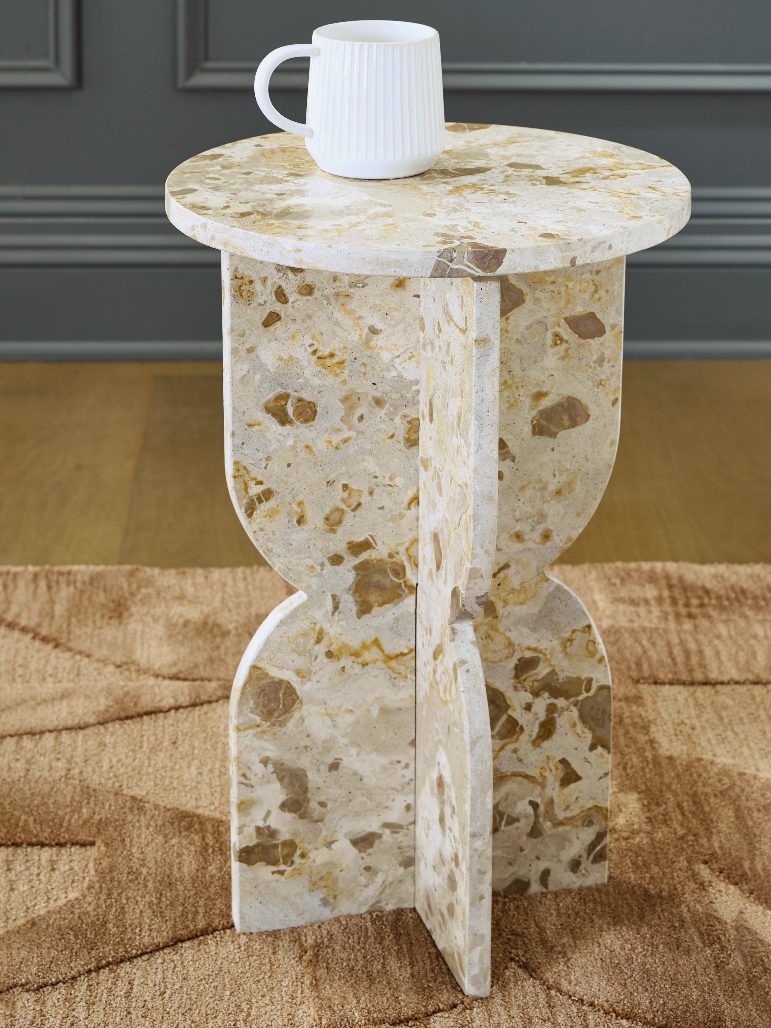 Diamond Furniture - Ashley Furniture - Treygan Accent Table - Accent Table - A4000647