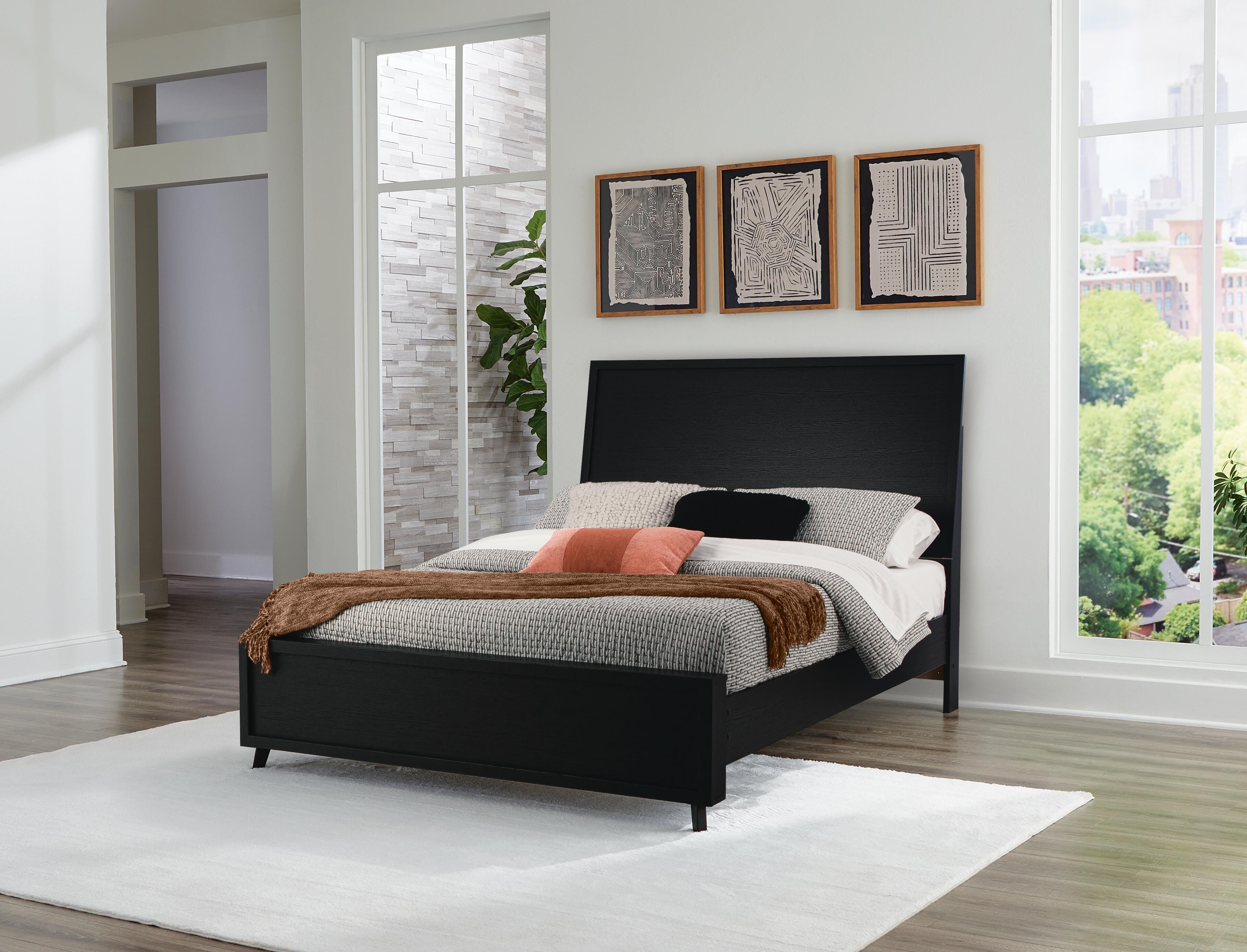 Diamond Furniture - Ashley Furniture - Danziar Queen Panel Bed - Queen Panel Bed - B1013B2