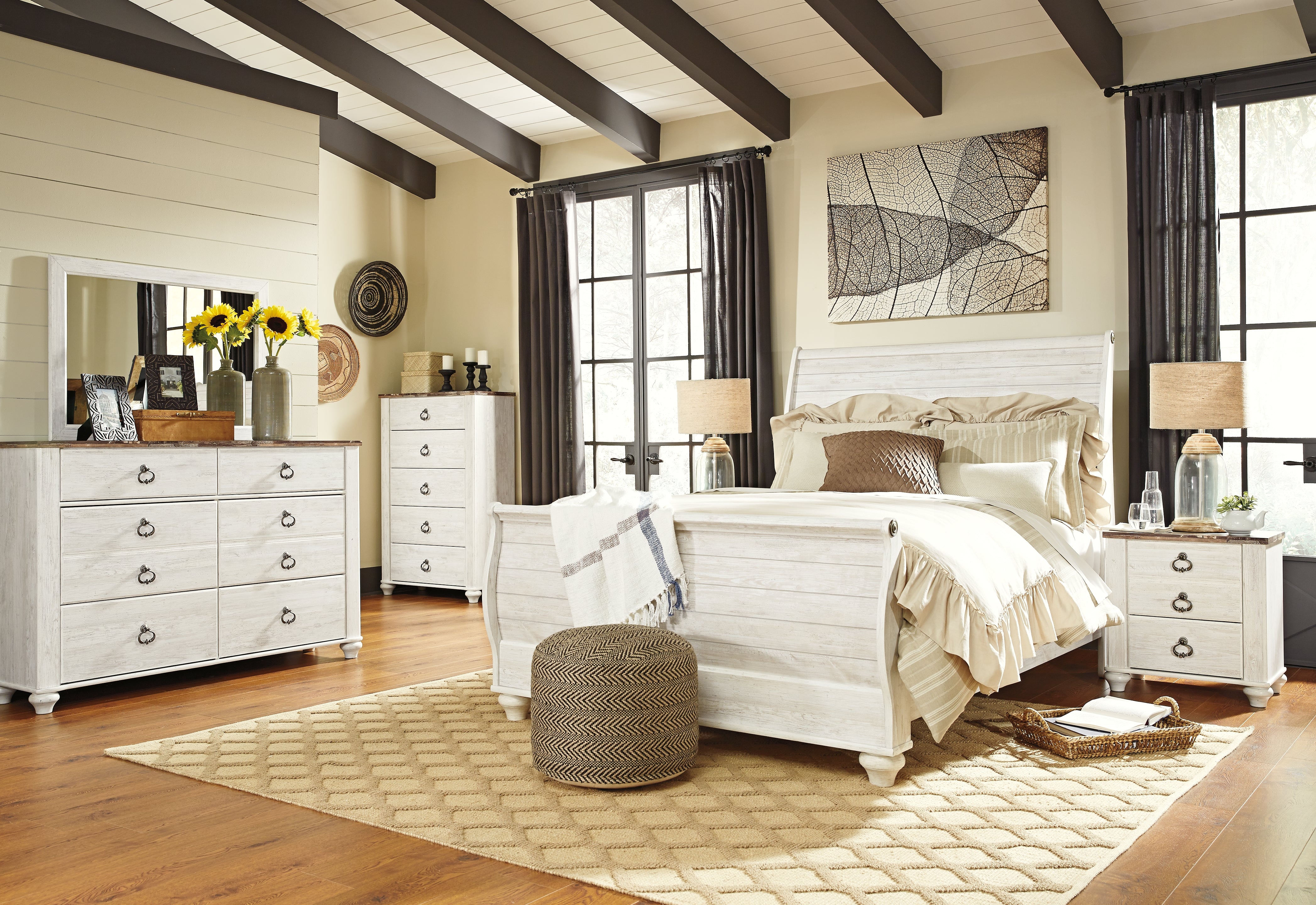 Diamond Furniture - Ashley Furniture - Willowton Queen Sleigh Bed, Dresser, Mirror, Chest and Nightstand - Queen Sleigh Bed, Dresser, Mirror, Chest and Nightstand - B267B57