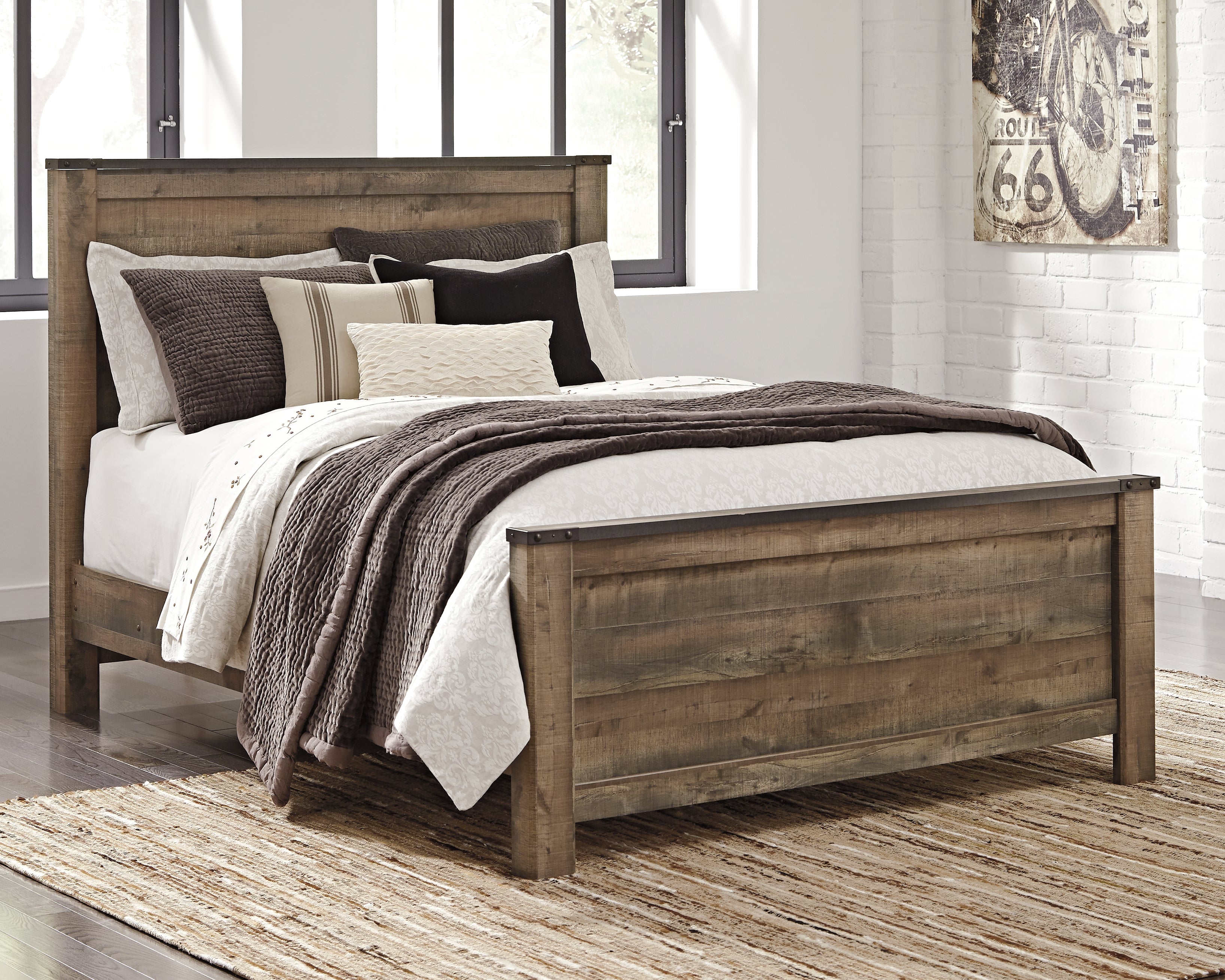 Diamond Furniture - Ashley Furniture - Trinell Queen Panel Bed - Queen Panel Bed - B446B11