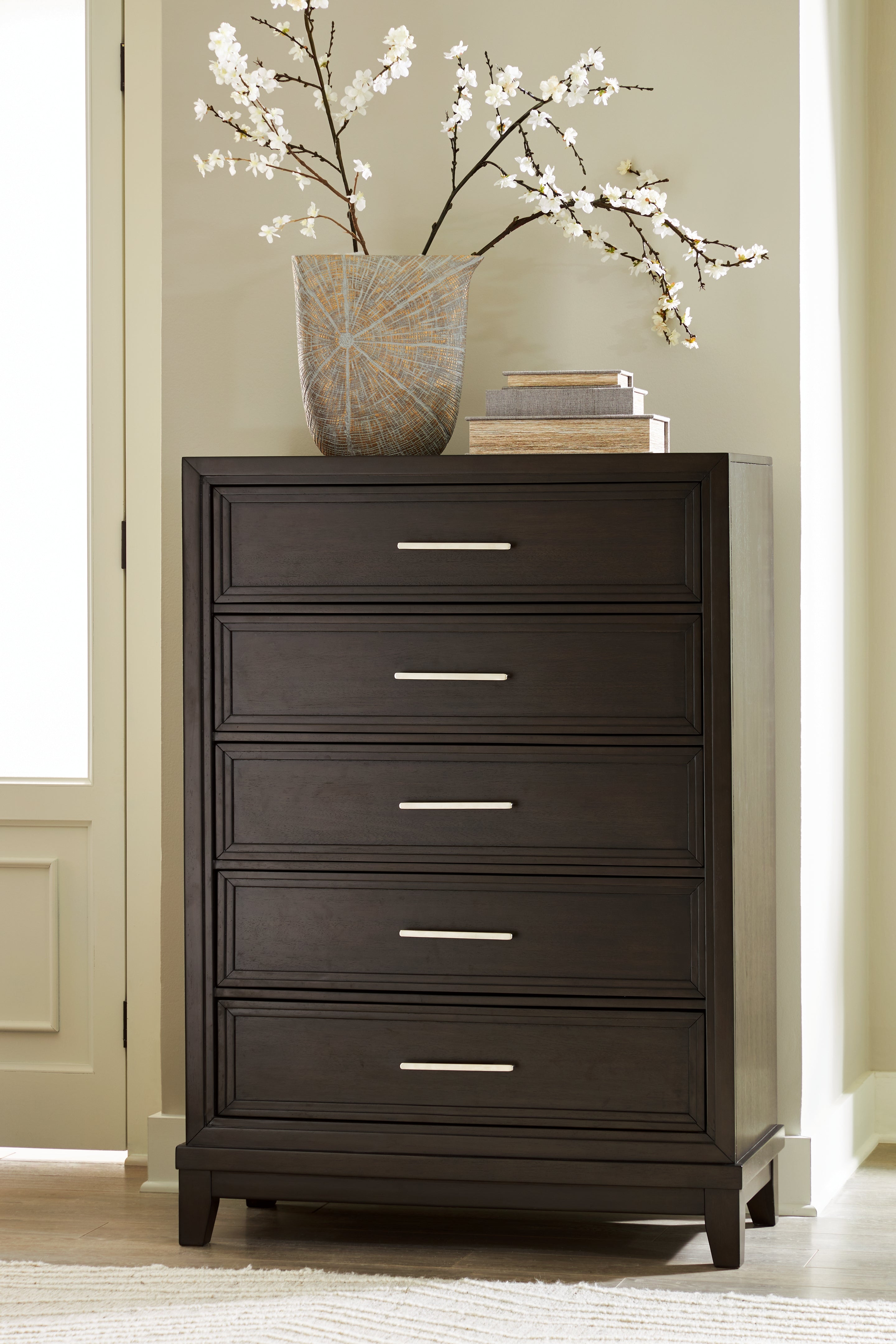 Diamond Furniture - Ashley Furniture - Neymorton Chest of Drawers - Five Drawer Chest - B618-46