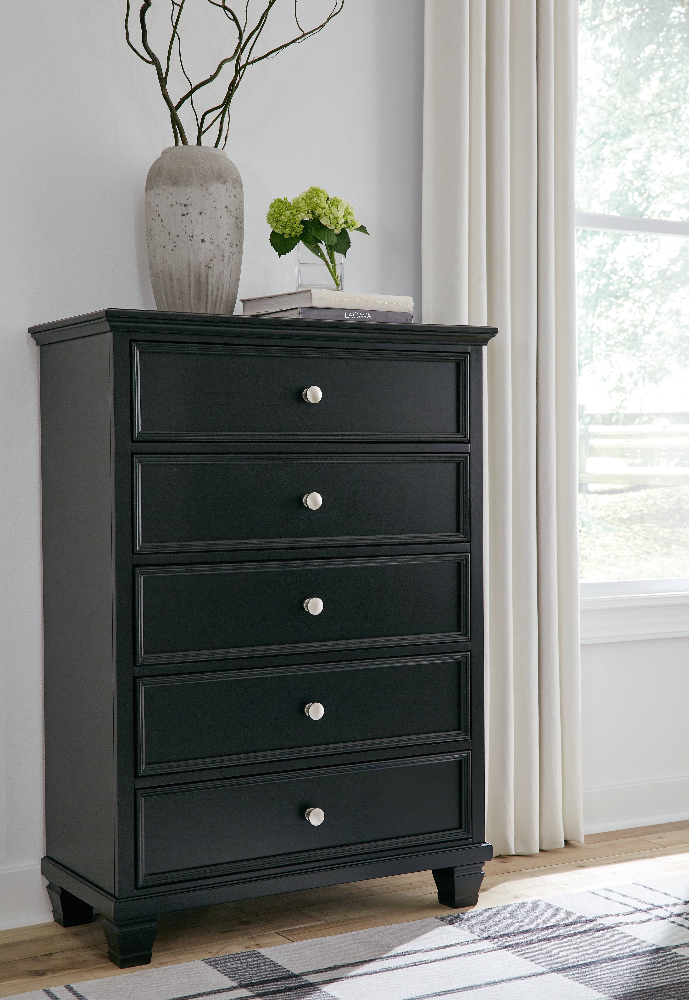 Diamond Furniture - Ashley Furniture - Lanolee Chest of Drawers - Five Drawer Chest - B687-46