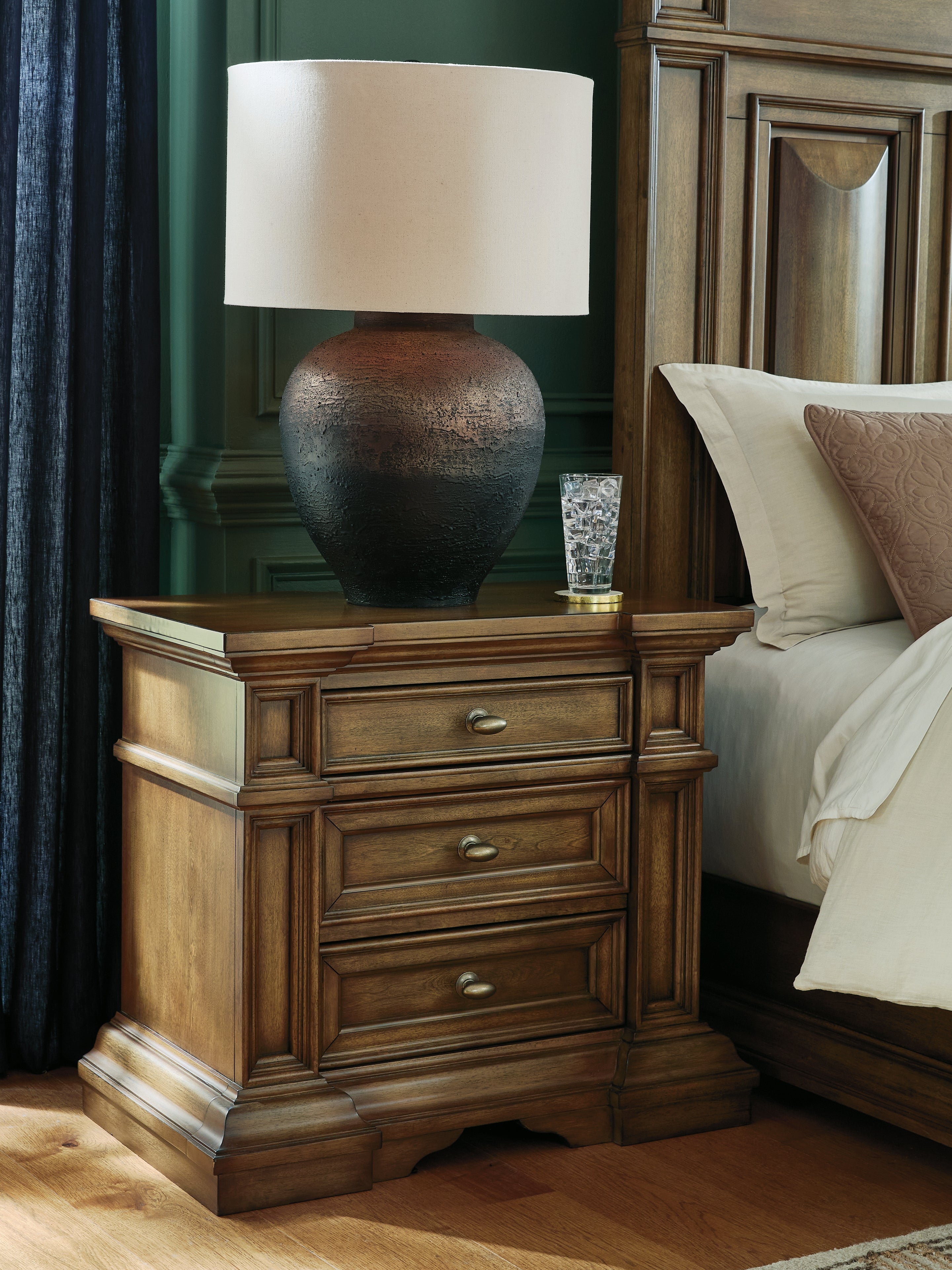 Diamond Furniture - Ashley Furniture - Frantanna Nightstand - Three Drawer Night Stand - PCB949-93