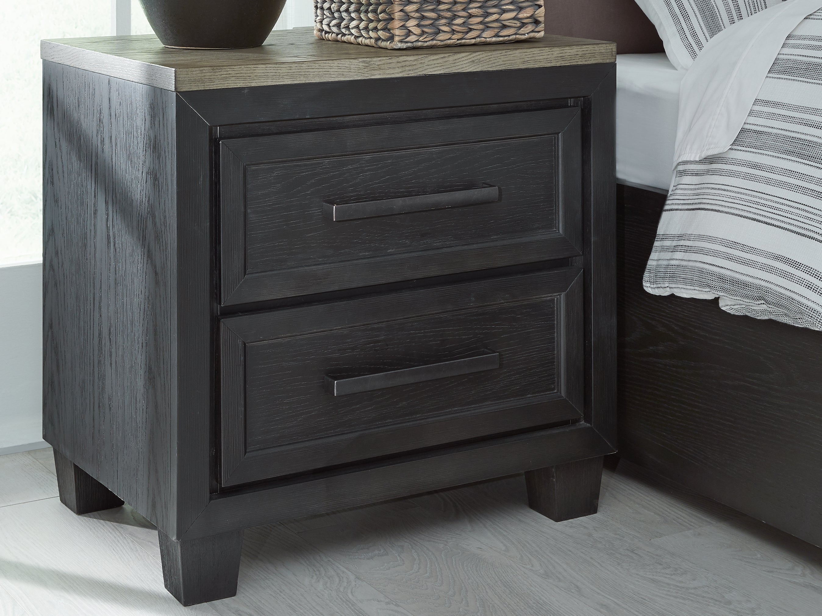 Diamond Furniture - Ashley Furniture - Foyland Nightstand - Two Drawer Night Stand - B989-92