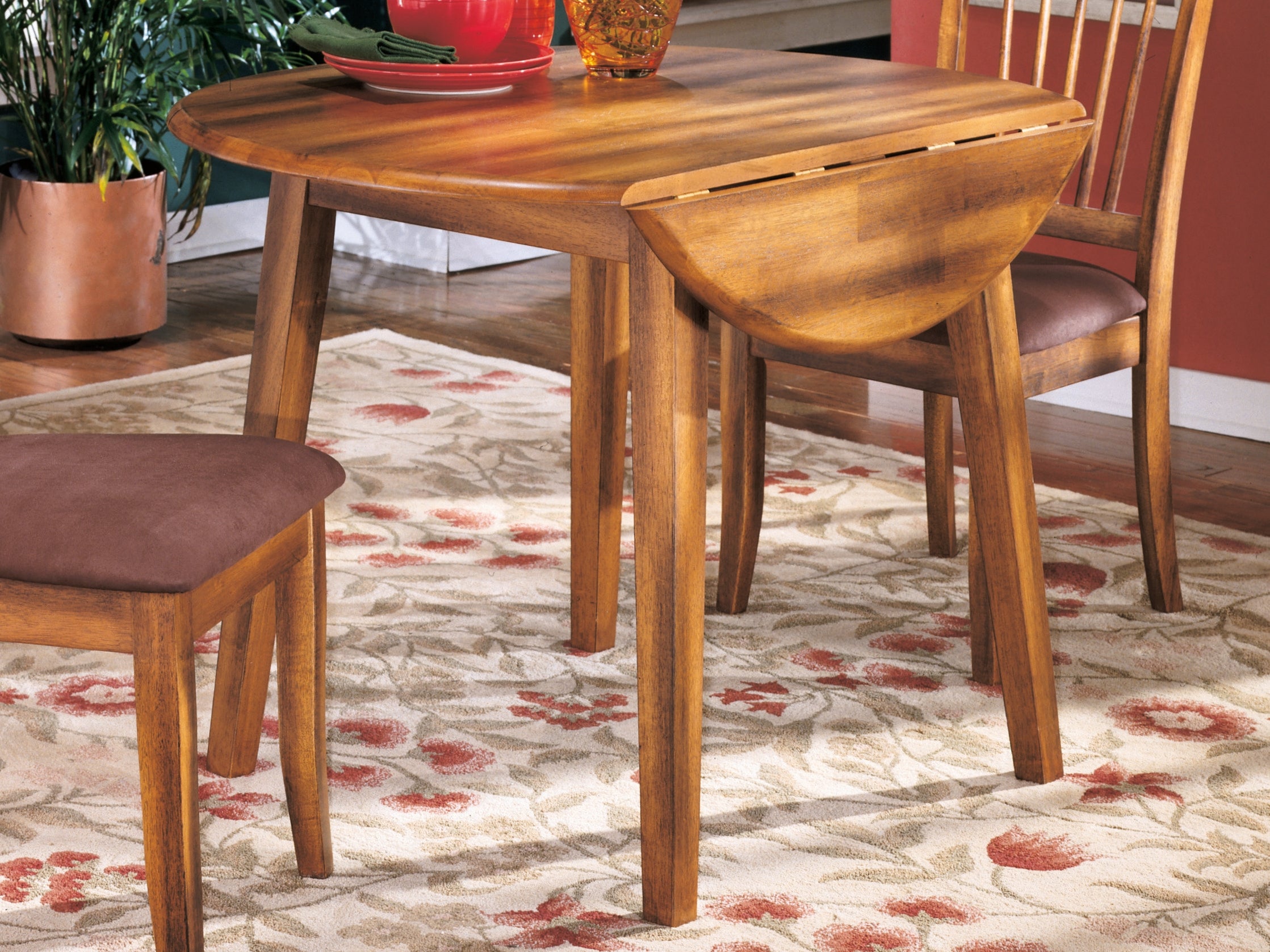 Diamond Furniture - Ashley Furniture - Berringer Dining Drop Leaf Table - Round DRM Drop Leaf Table - D199-15