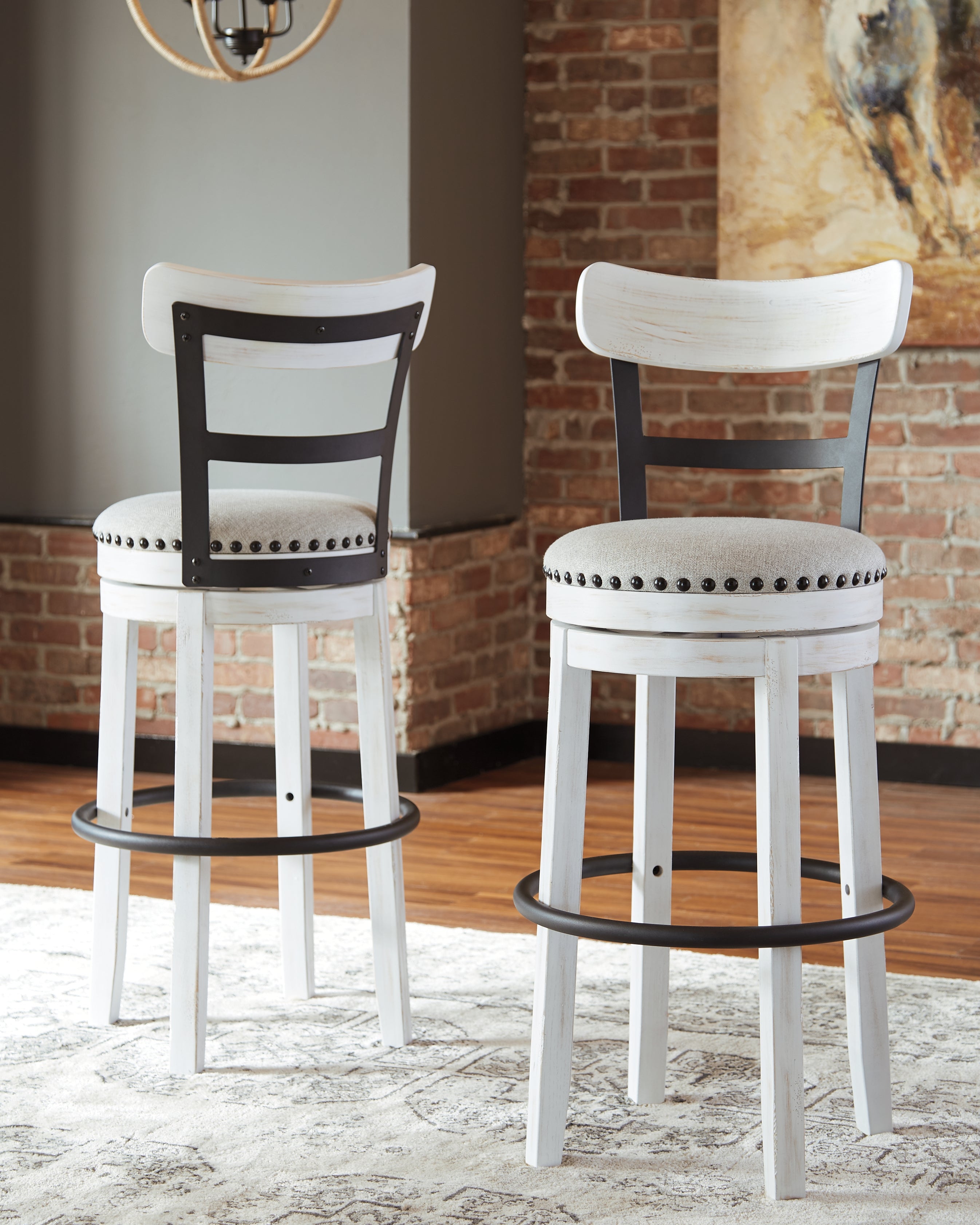 Diamond Furniture - Ashley Furniture - Valebeck Bar Height Bar Stool - Tall UPH Swivel Barstool(1/CN) - D546-530