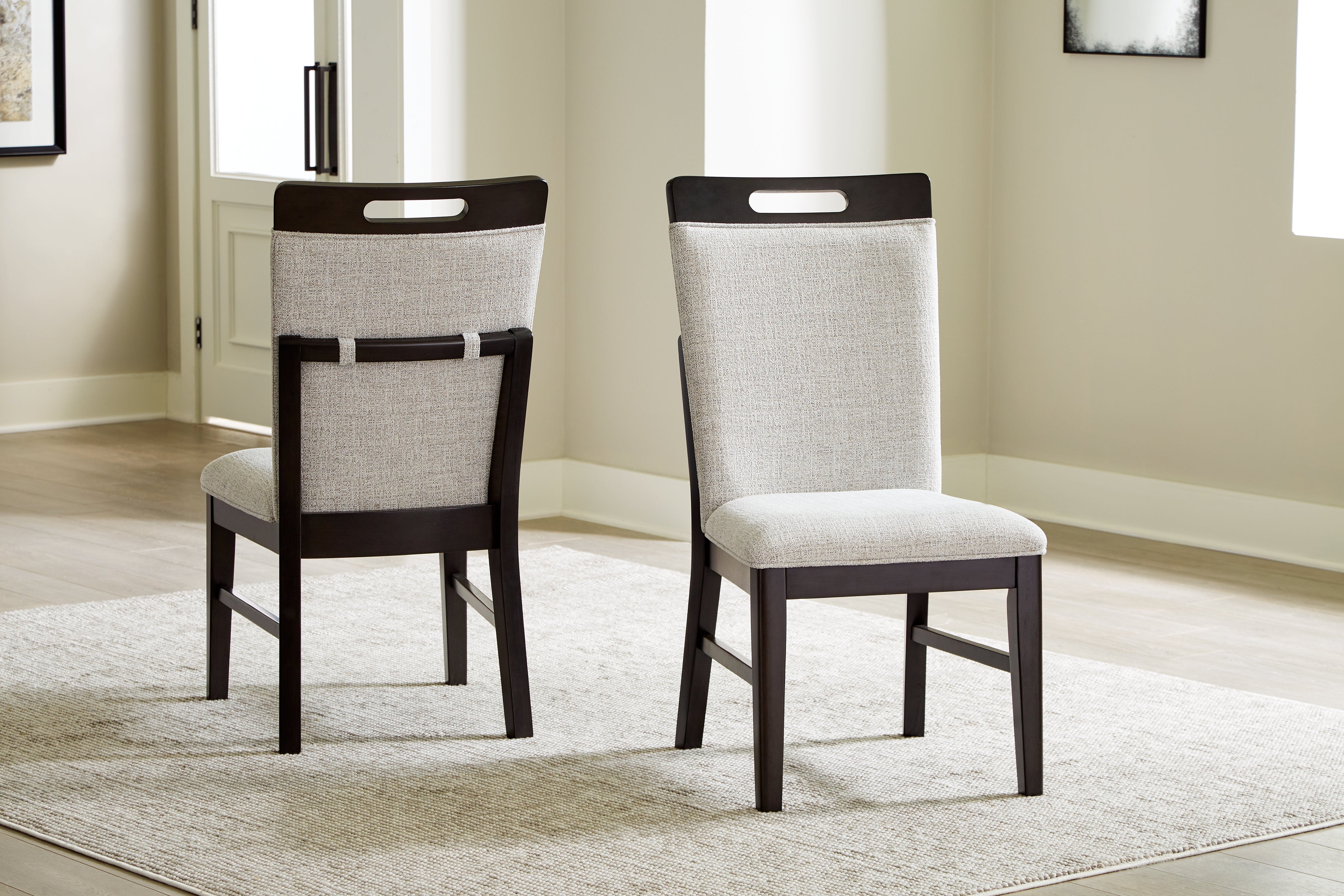 Diamond Furniture - Ashley Furniture - Neymorton Dining Chair (Set of 2) - Dining Chair (Set of 2) - D618-01X2