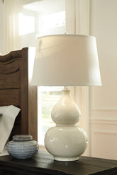 Diamond Furniture - Ashley Furniture - Saffi Table Lamp - Ceramic Table Lamp (1/CN) - L100074