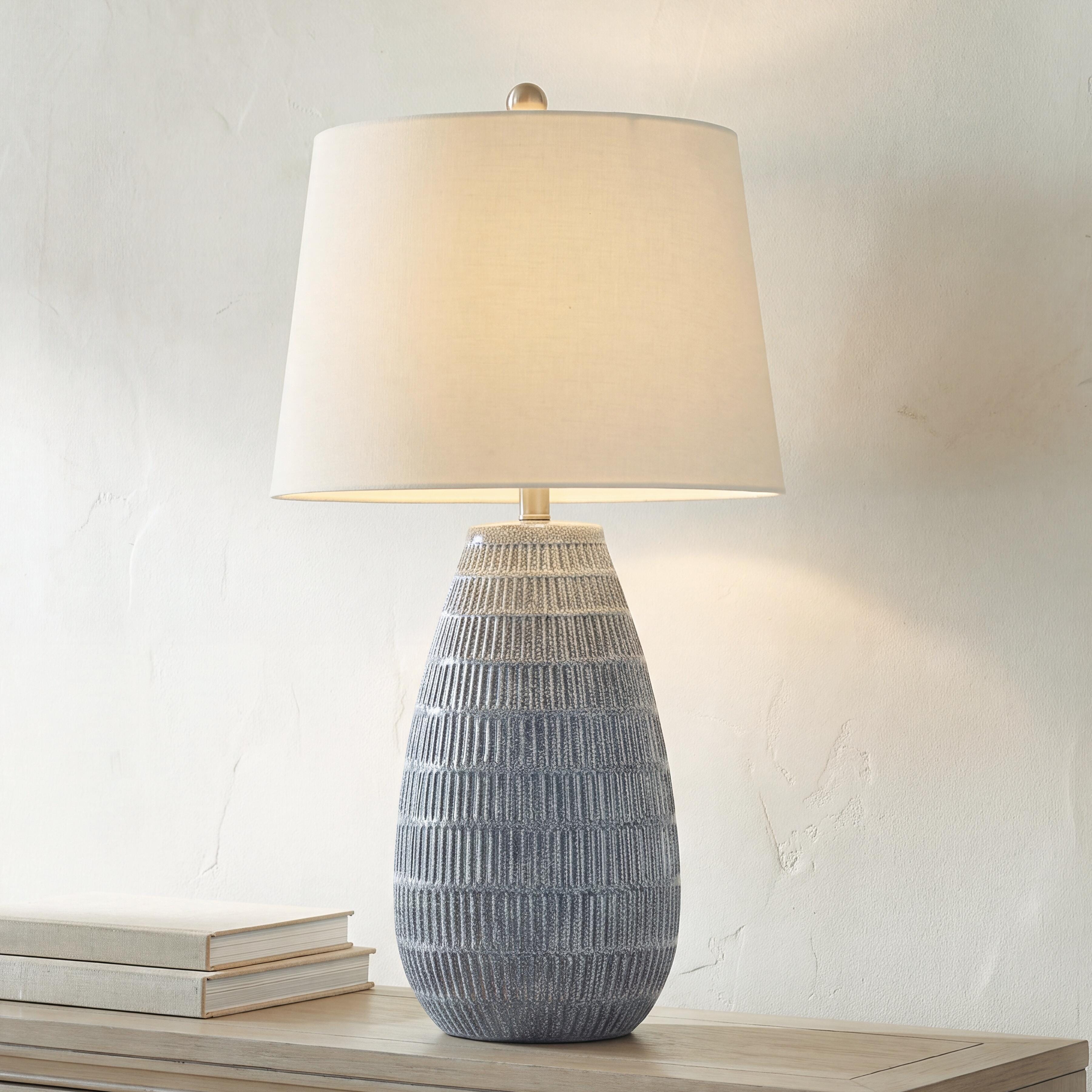 Diamond Furniture - Ashley Furniture - Kaidins Table Lamp - Ceramic Table Lamp (1/CN) - L100984