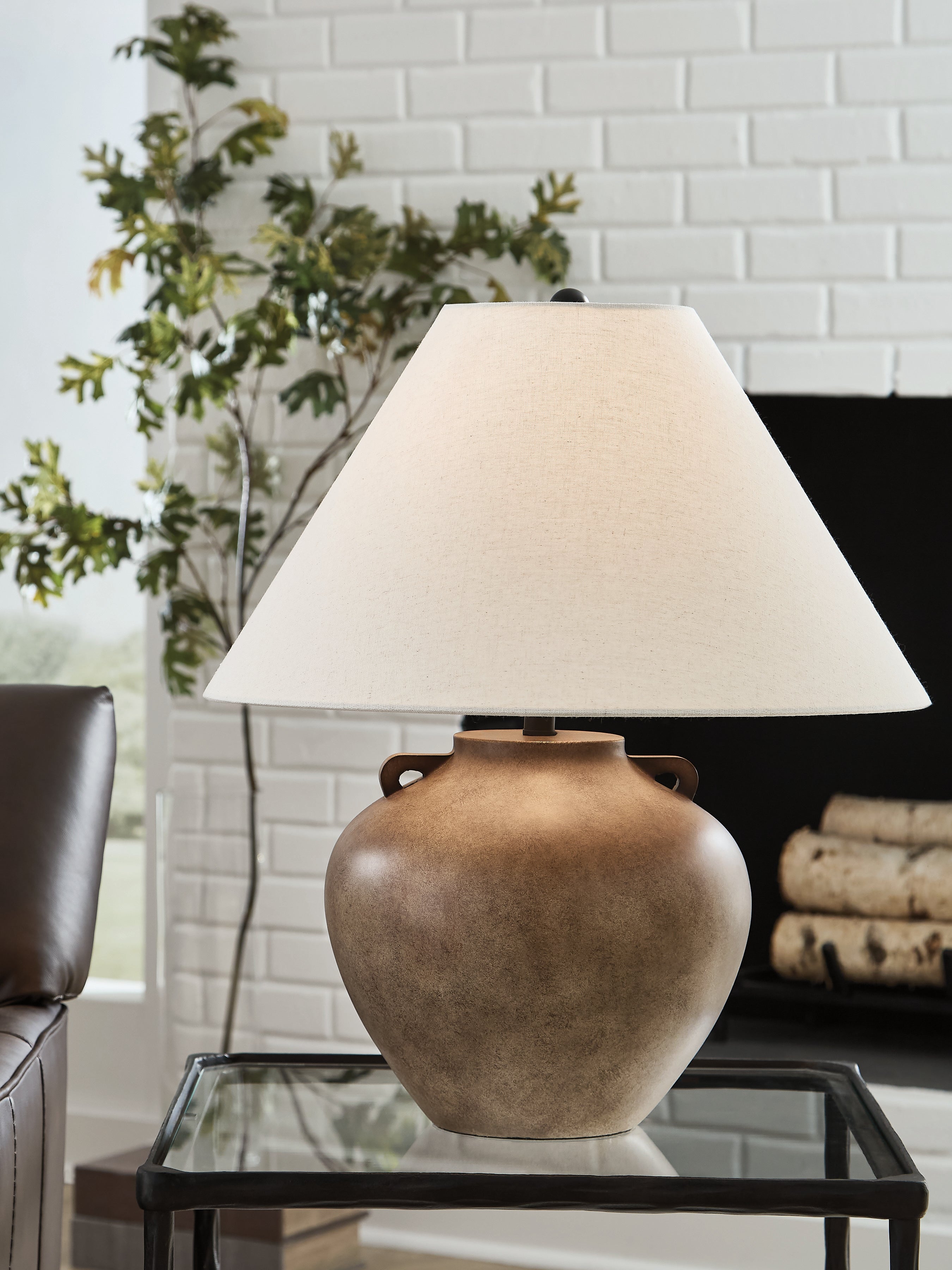 Diamond Furniture - Ashley Furniture - Ferrilby Table Lamp - Poly Table Lamp (1/CN) - L236064