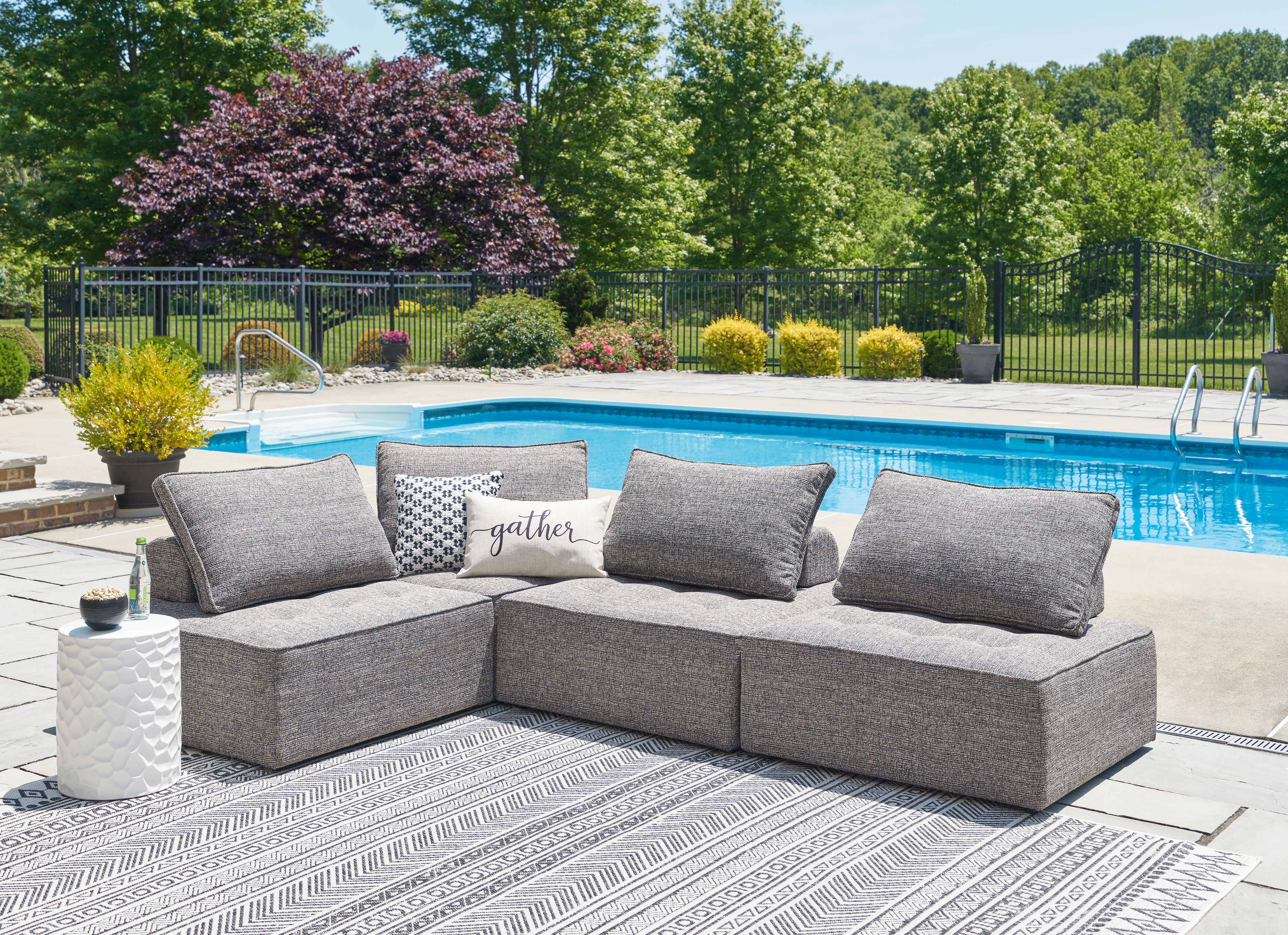 Diamond Furniture - Ashley Furniture - Bree Zee 4-Piece Outdoor Sectional - 4-Piece Outdoor Sectional - P160P8