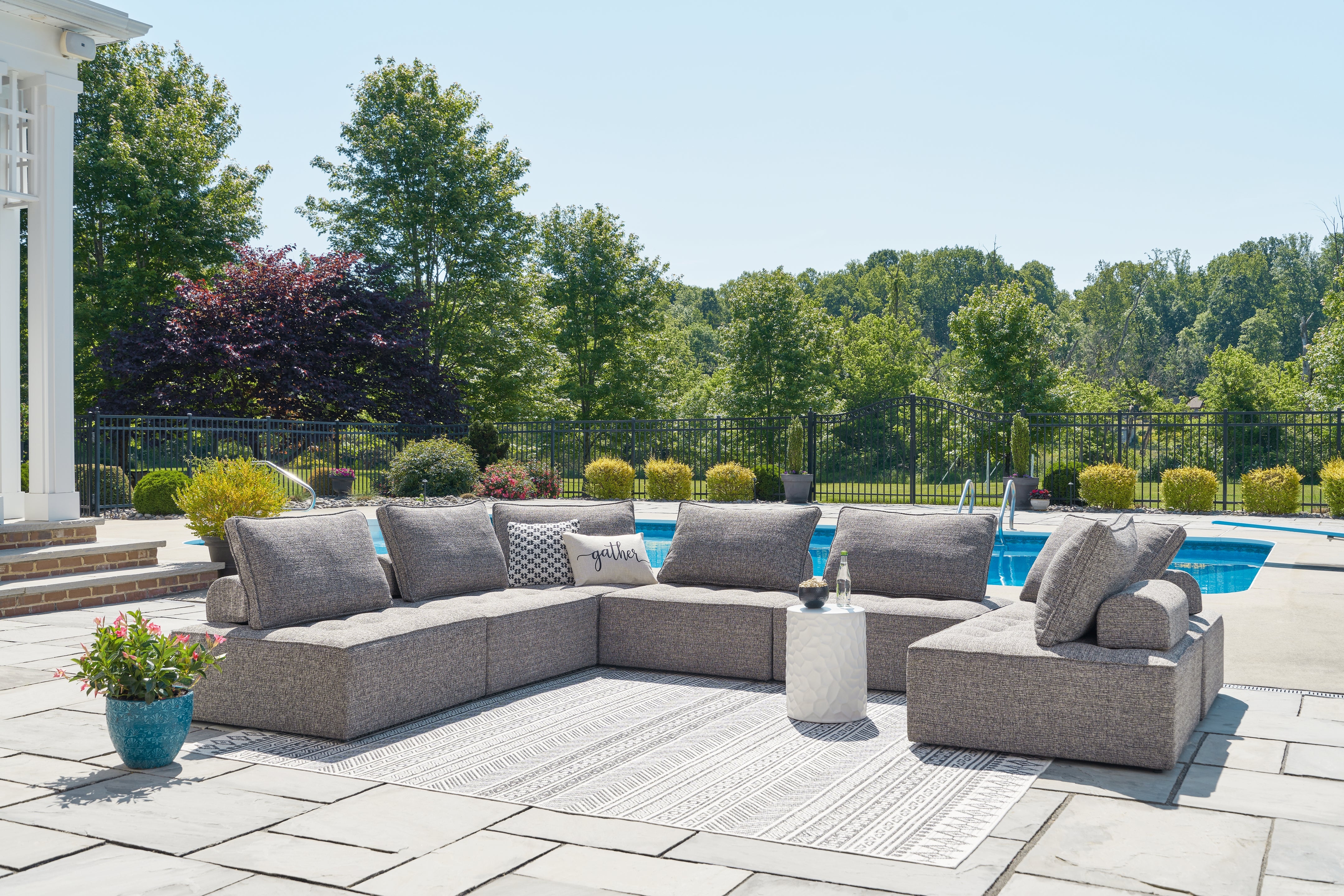 Diamond Furniture - Ashley Furniture - Bree Zee 7-Piece Outdoor Sectional - 7-Piece Outdoor Sectional - P160P2
