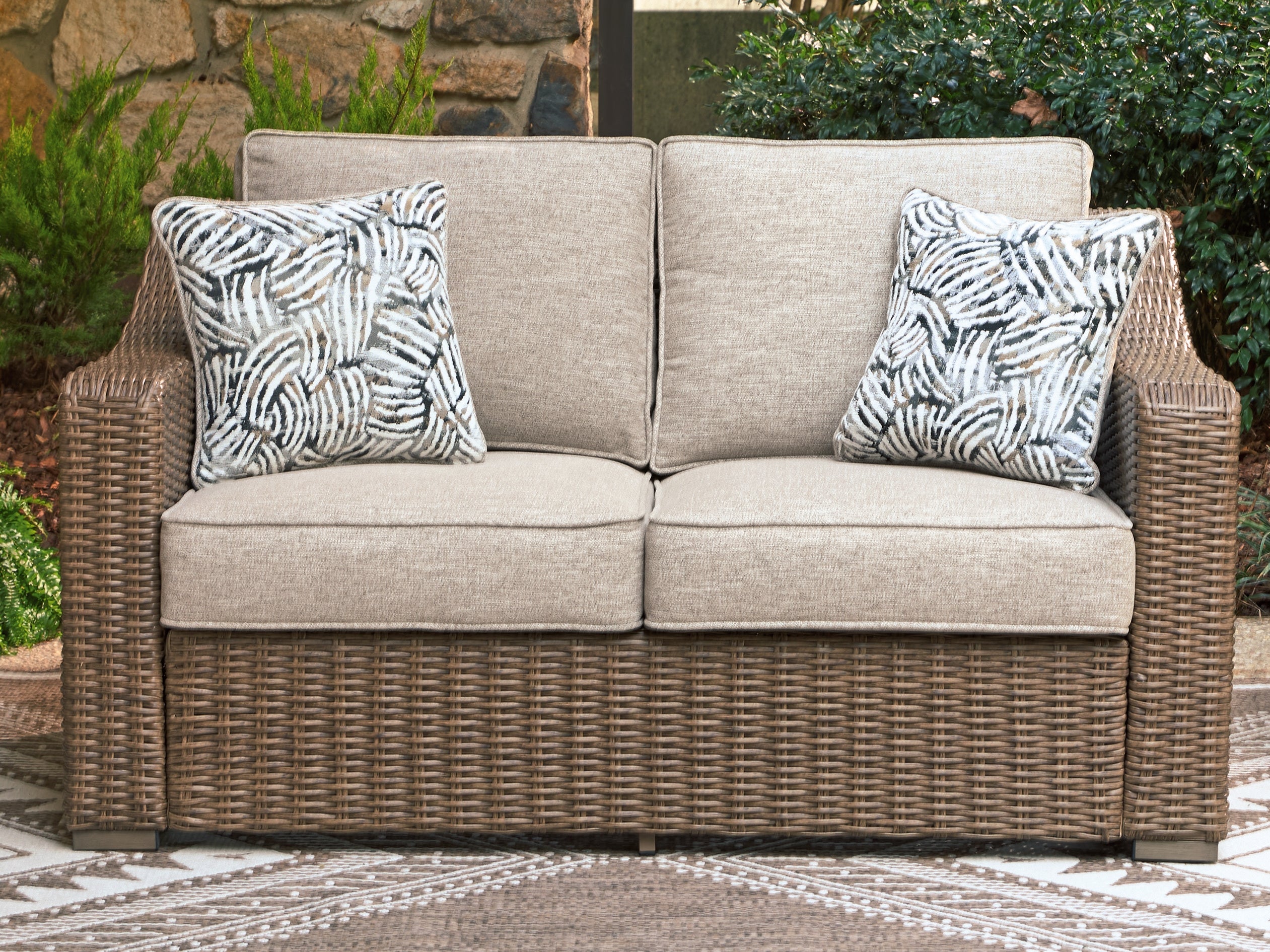 Diamond Furniture - Ashley Furniture - Laguna Heights Outdoor Loveseat with Cushion - Loveseat w/Cushion - PCP790-835