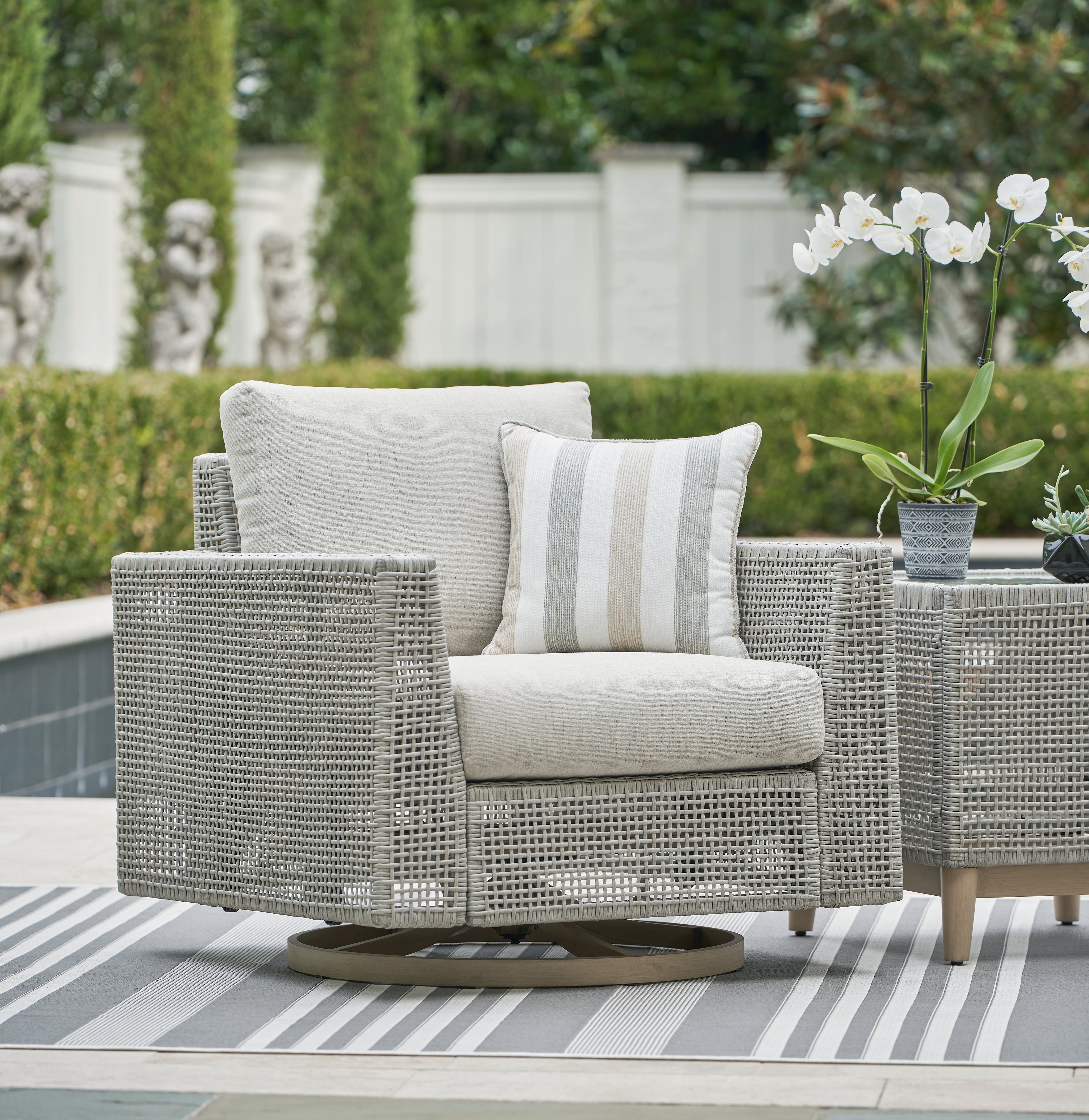 Diamond Furniture - Ashley Furniture - Seton Creek Outdoor Swivel Lounge with Cushion - Swivel Lounge w/ Cushion - P798-821