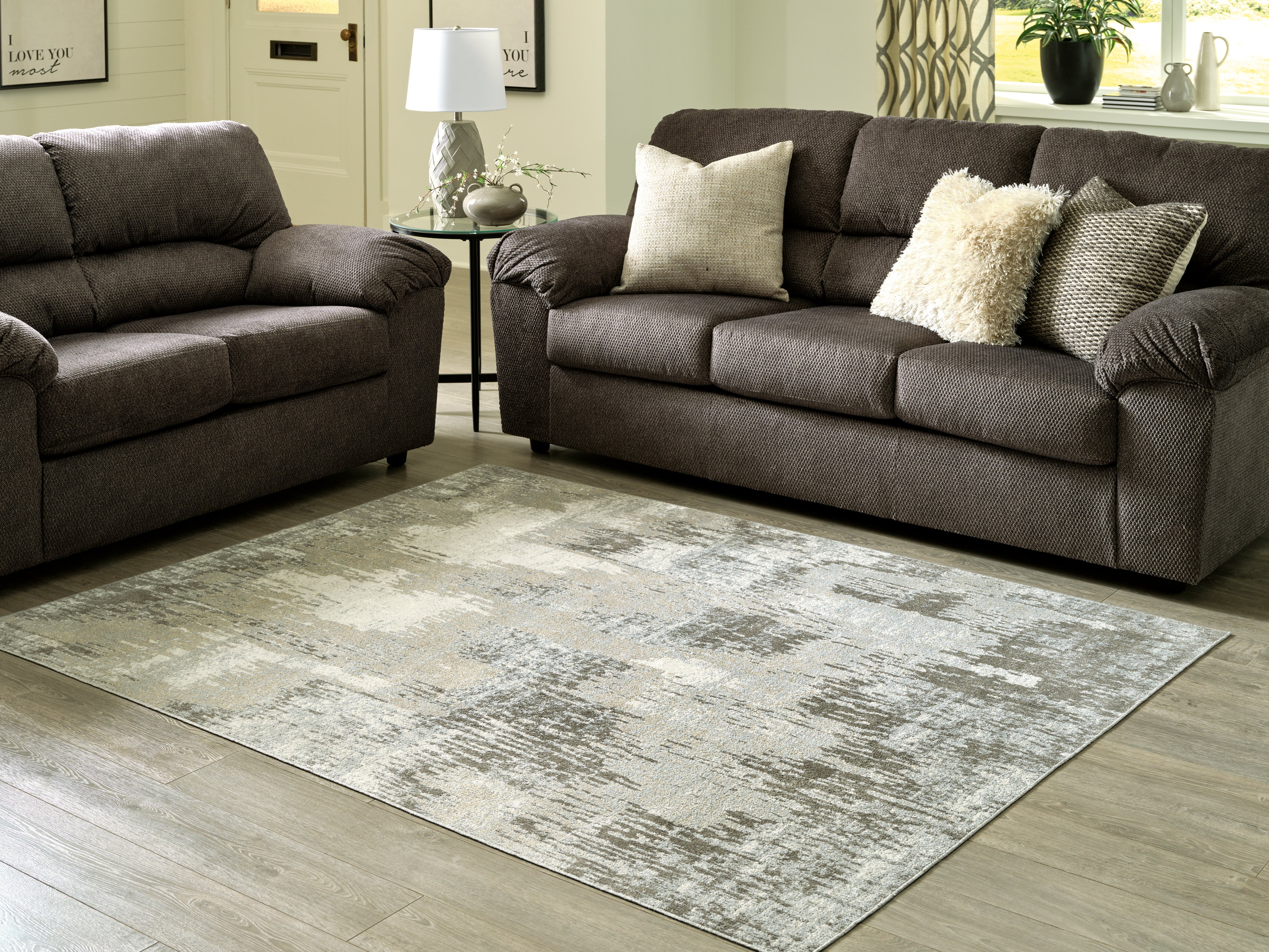 Diamond Furniture - Ashley Furniture - Arriston 5'3" x 7' Washable Rug - 5'3" x 7' Washable Rug - R405562
