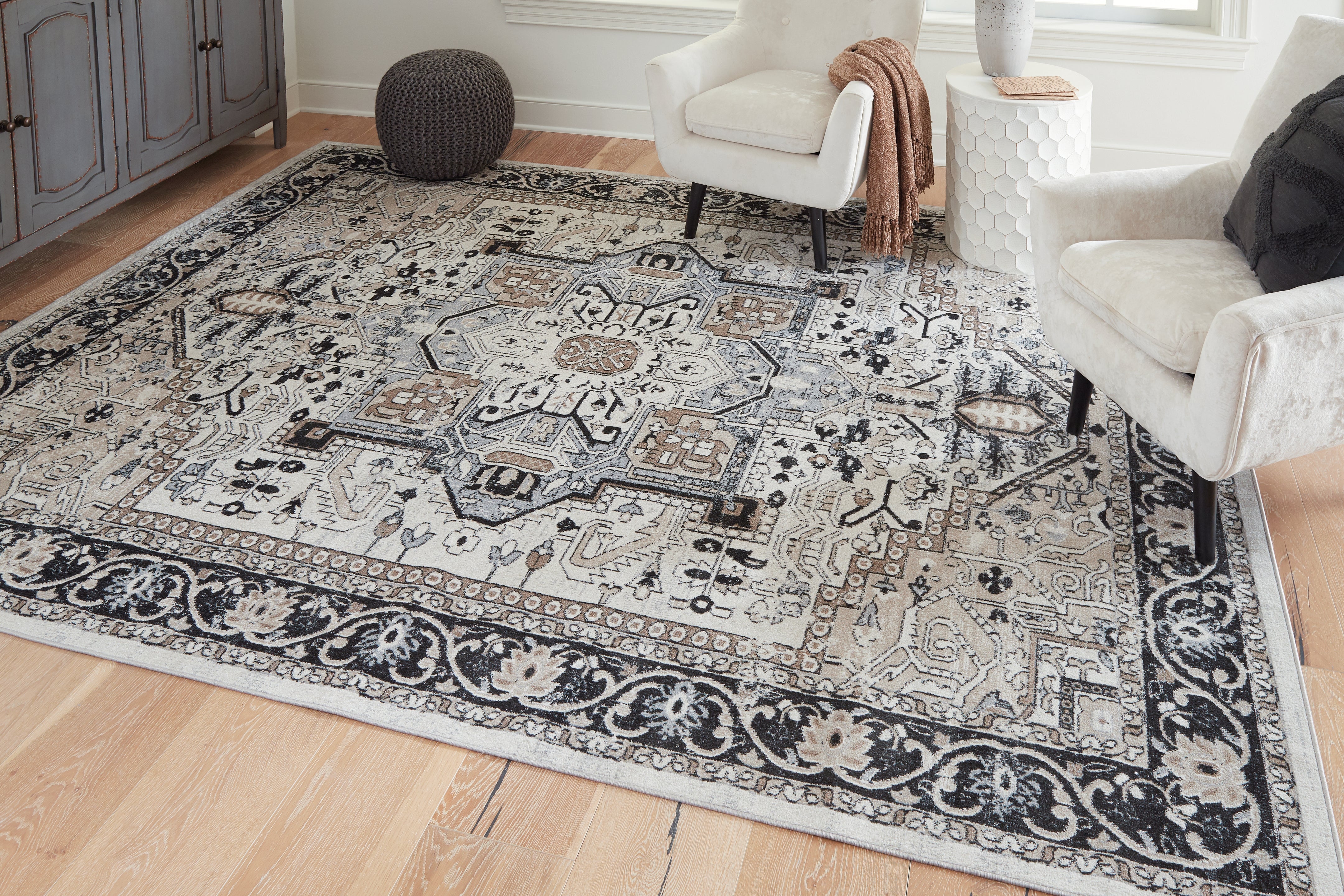 Diamond Furniture - Ashley Furniture - Gregmoore 7'9" x 9'11" Washable Rug - 7'9" x 9'11" Washable Rug - R405821