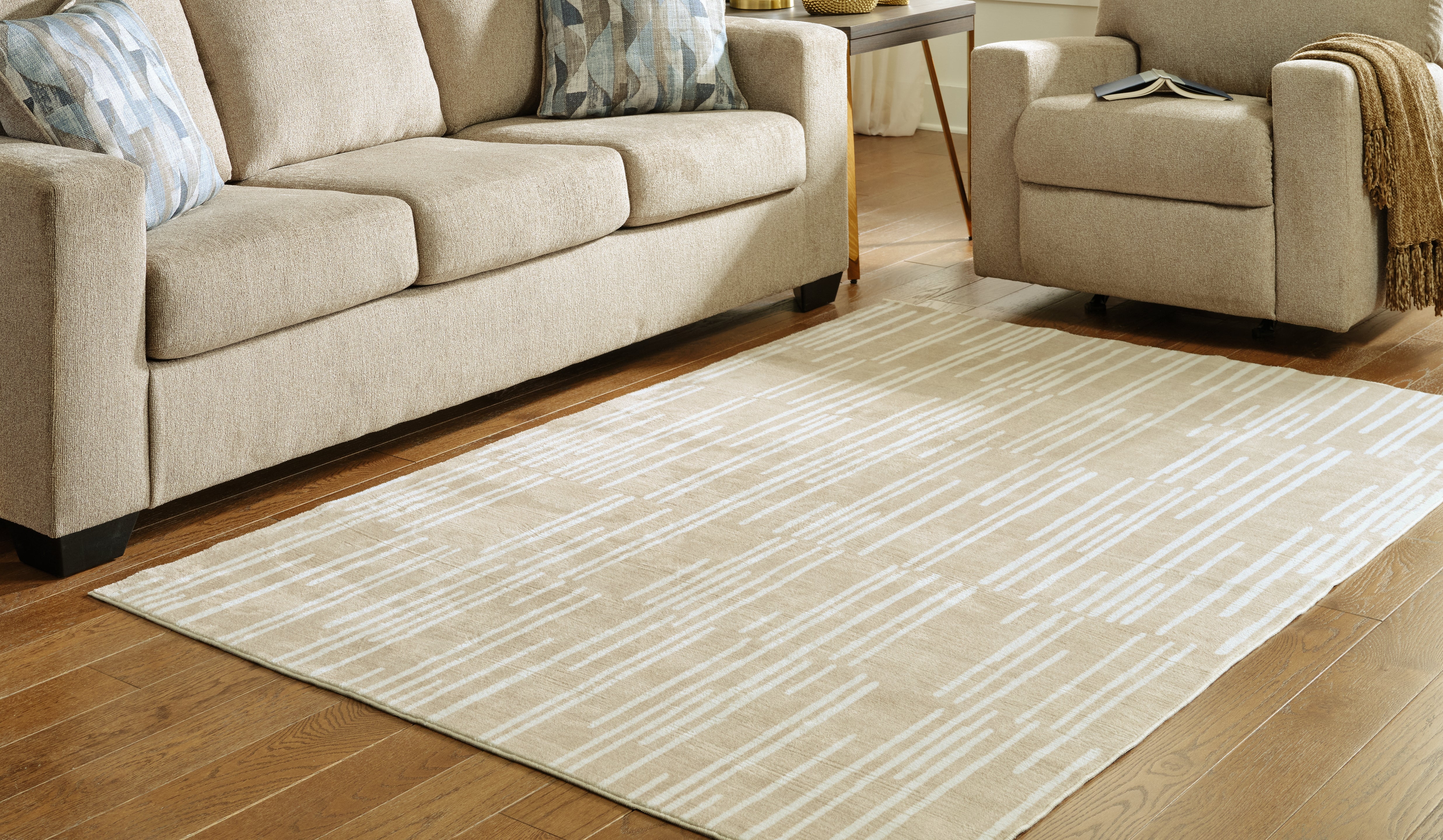 Diamond Furniture - Ashley Furniture - Ardenville 5' x 7'1" Washable Rug - 5' x 7'1" Washable Rug - R406212