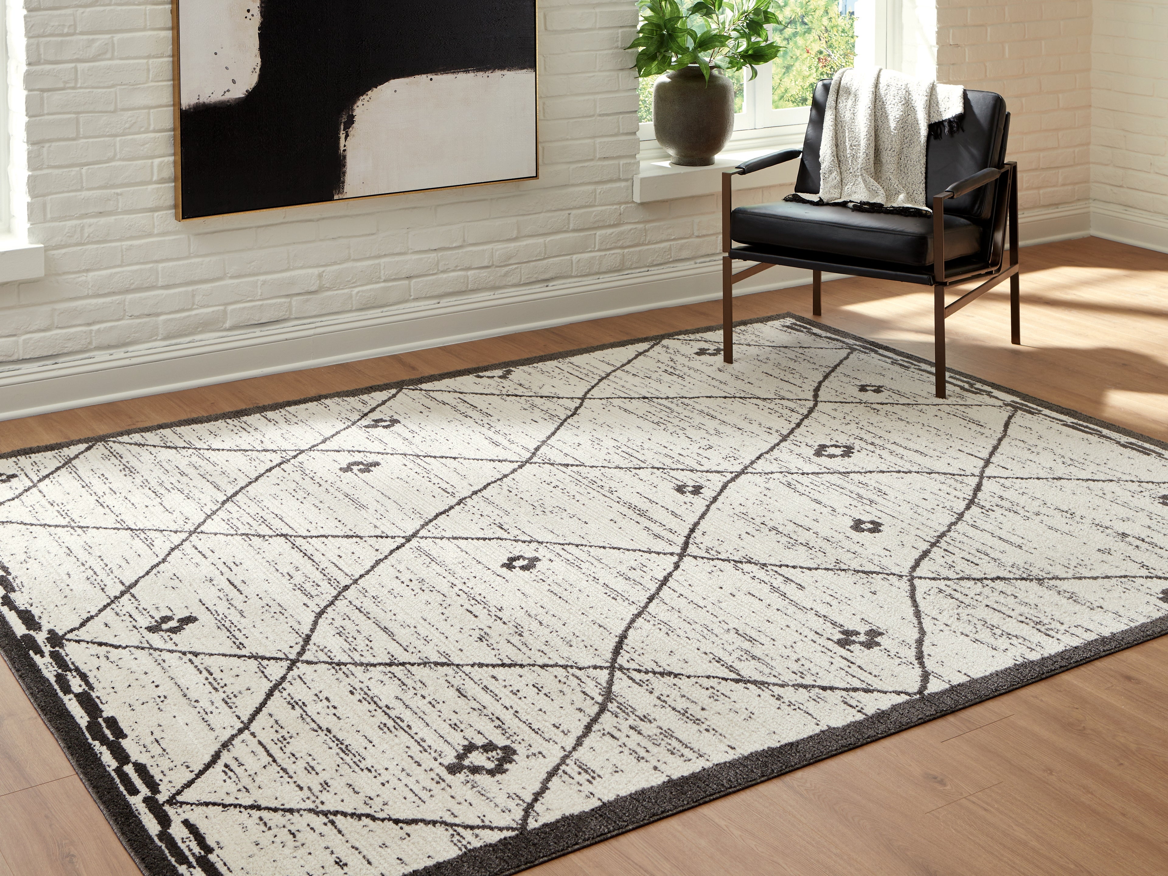 Diamond Furniture - Ashley Furniture - Fenriston Large Rug - Large Rug - R408301