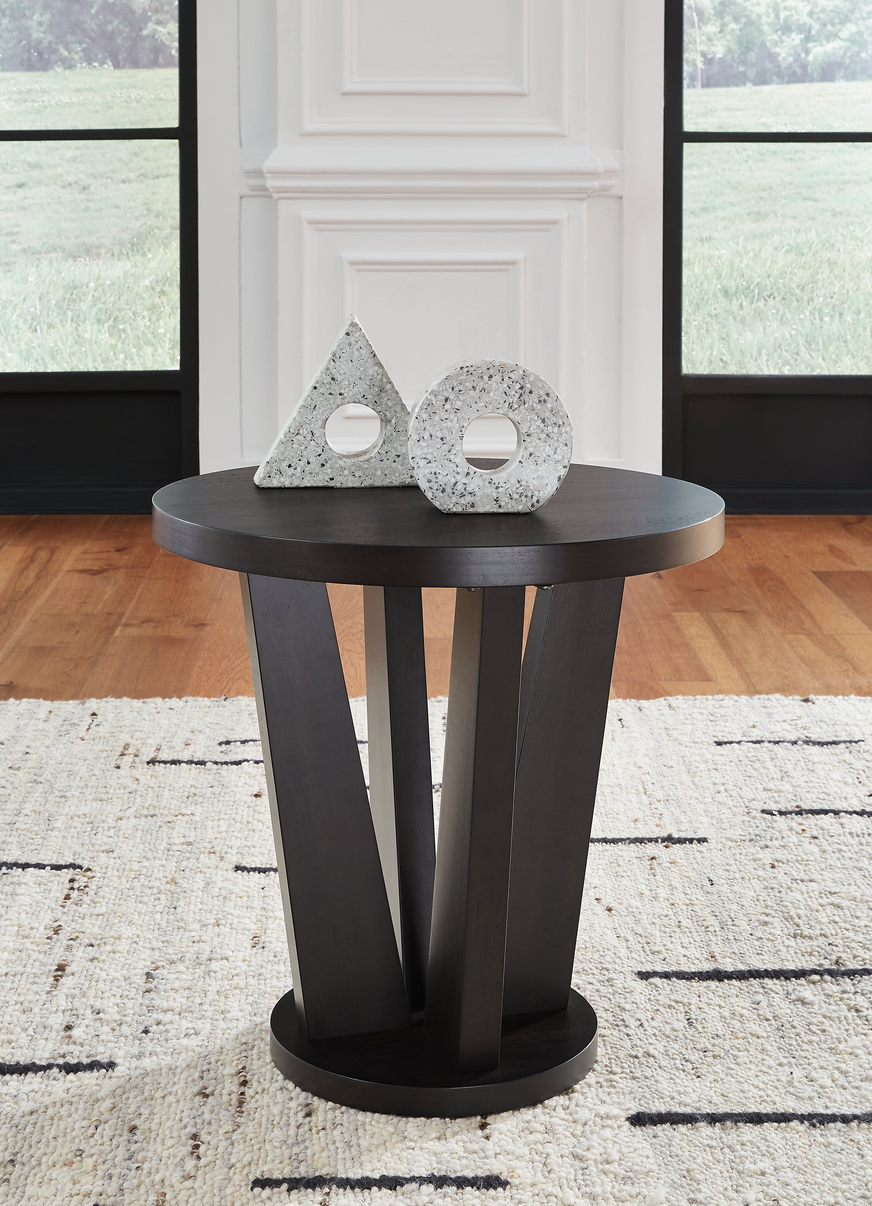 Diamond Furniture - Ashley Furniture - Chasinfield End Table - Round End Table - T458-6
