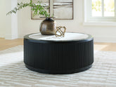 Diamond Furniture - Ashley Furniture - Grayman Coffee Table - Round Cocktail Table - T650-8