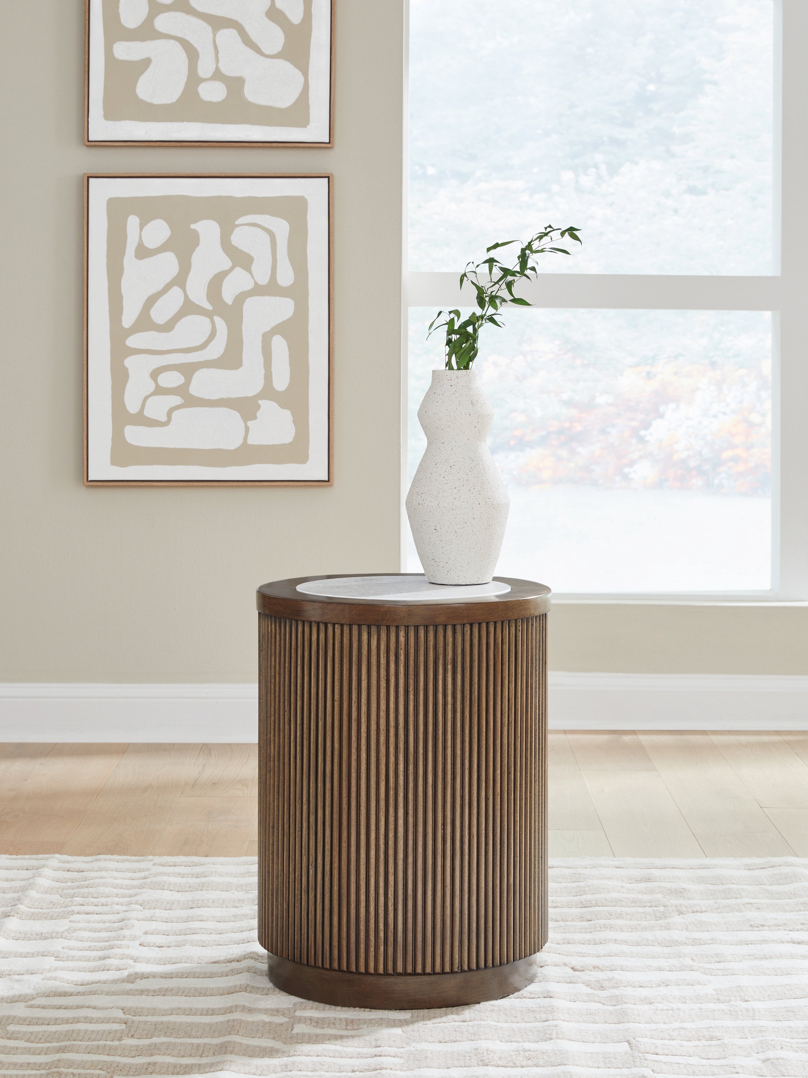 Diamond Furniture - Ashley Furniture - Hadonna End Table - Round End Table - T658-6