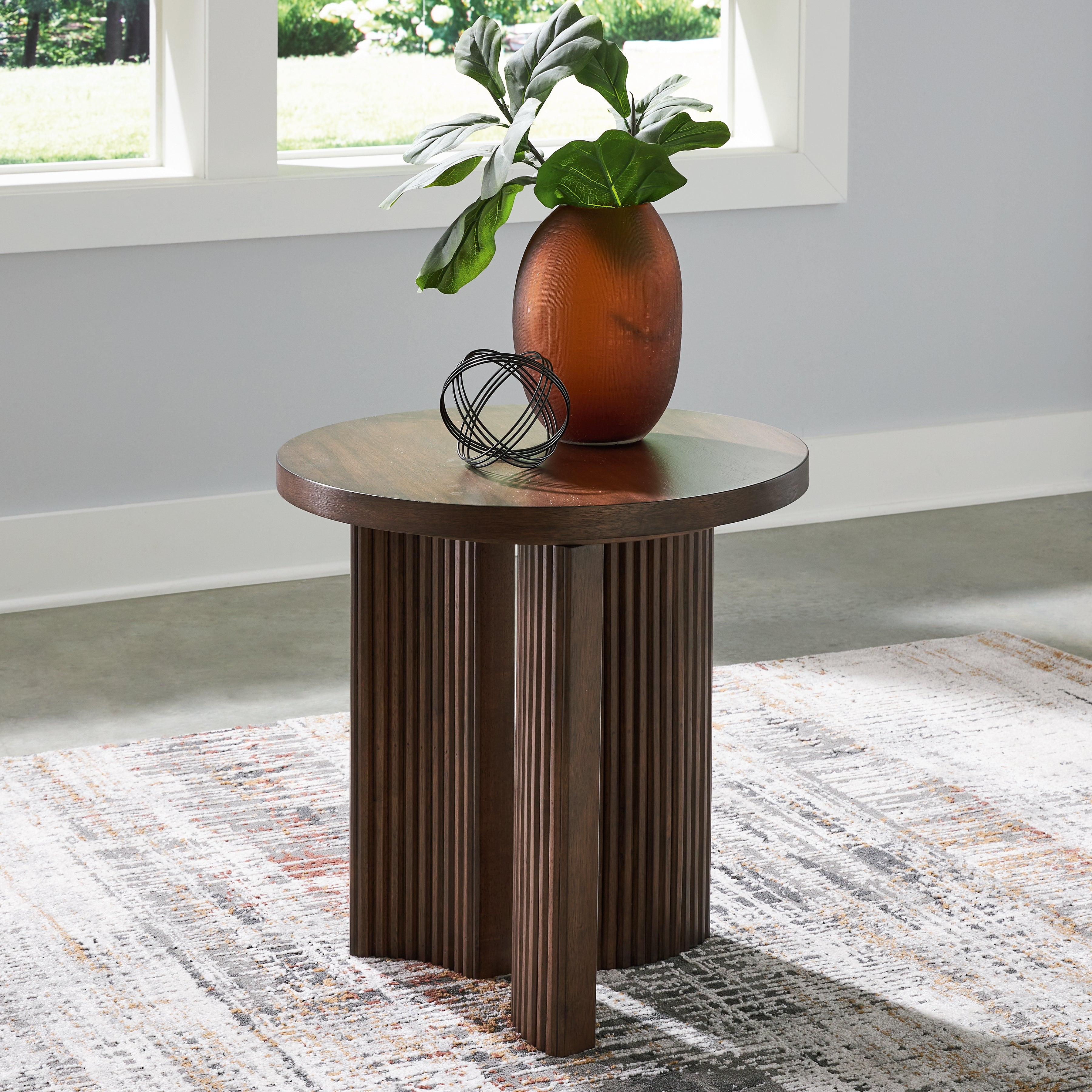 Diamond Furniture - Ashley Furniture - Korestone End Table - Round End Table - T689-6