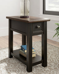 Diamond Furniture - Ashley Furniture - Tyler Creek Chairside End Table - Chair Side End Table - T736-107