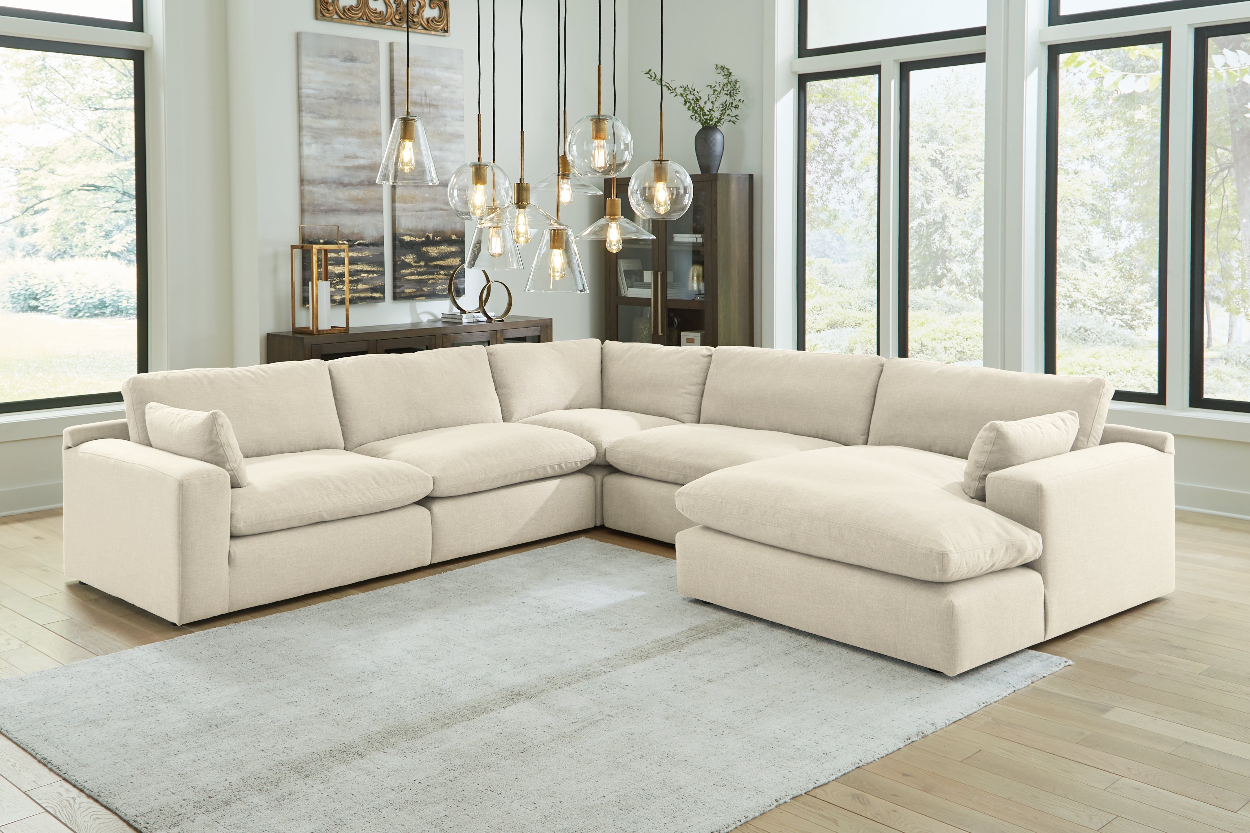 Diamond Furniture - Ashley Furniture - Elyza Sectional - RAF 5-Piece Sectional with Chaise / Linen - 10006S7