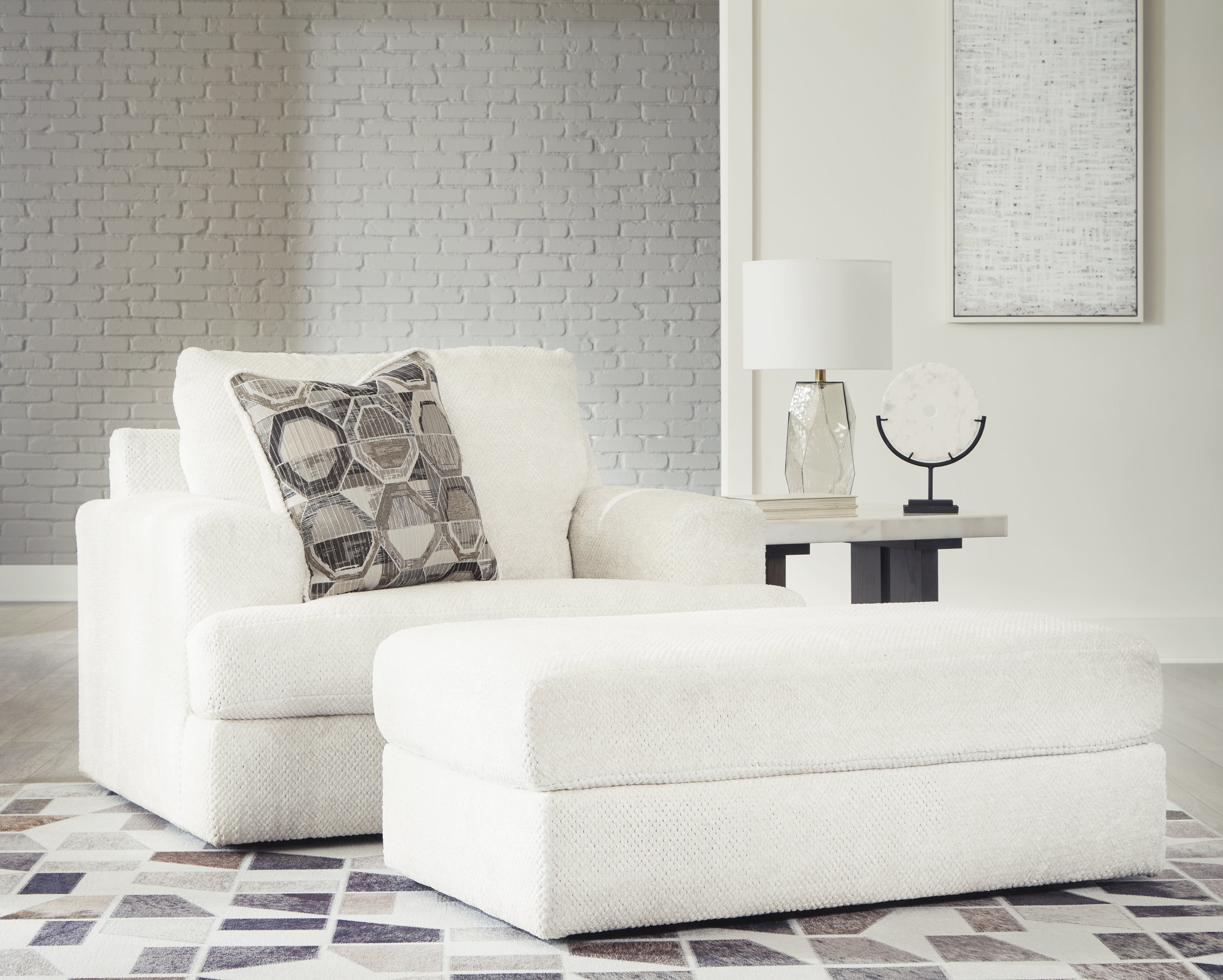 Karinne Sofa