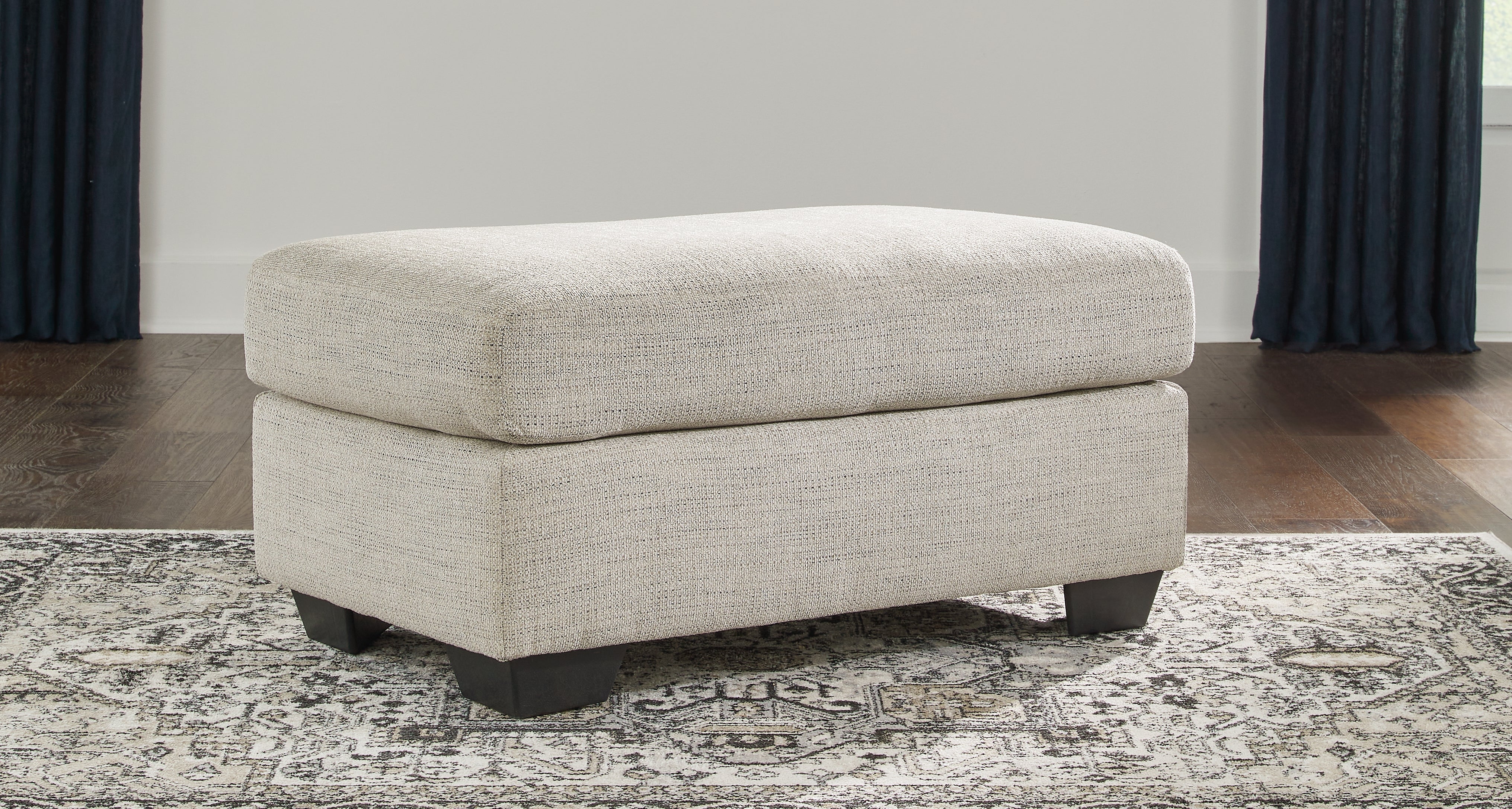 Vayda Sofa