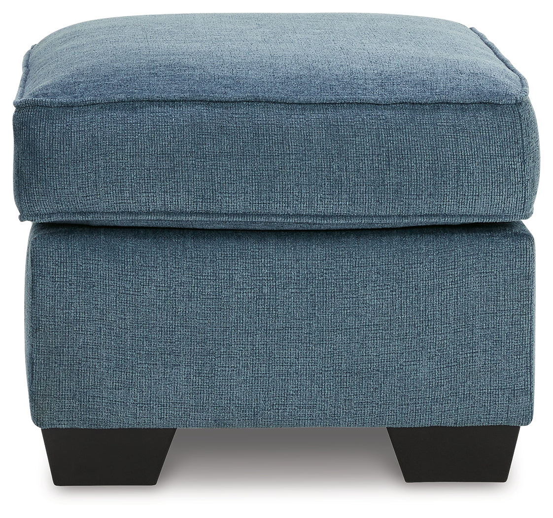 Cashton Sofa
