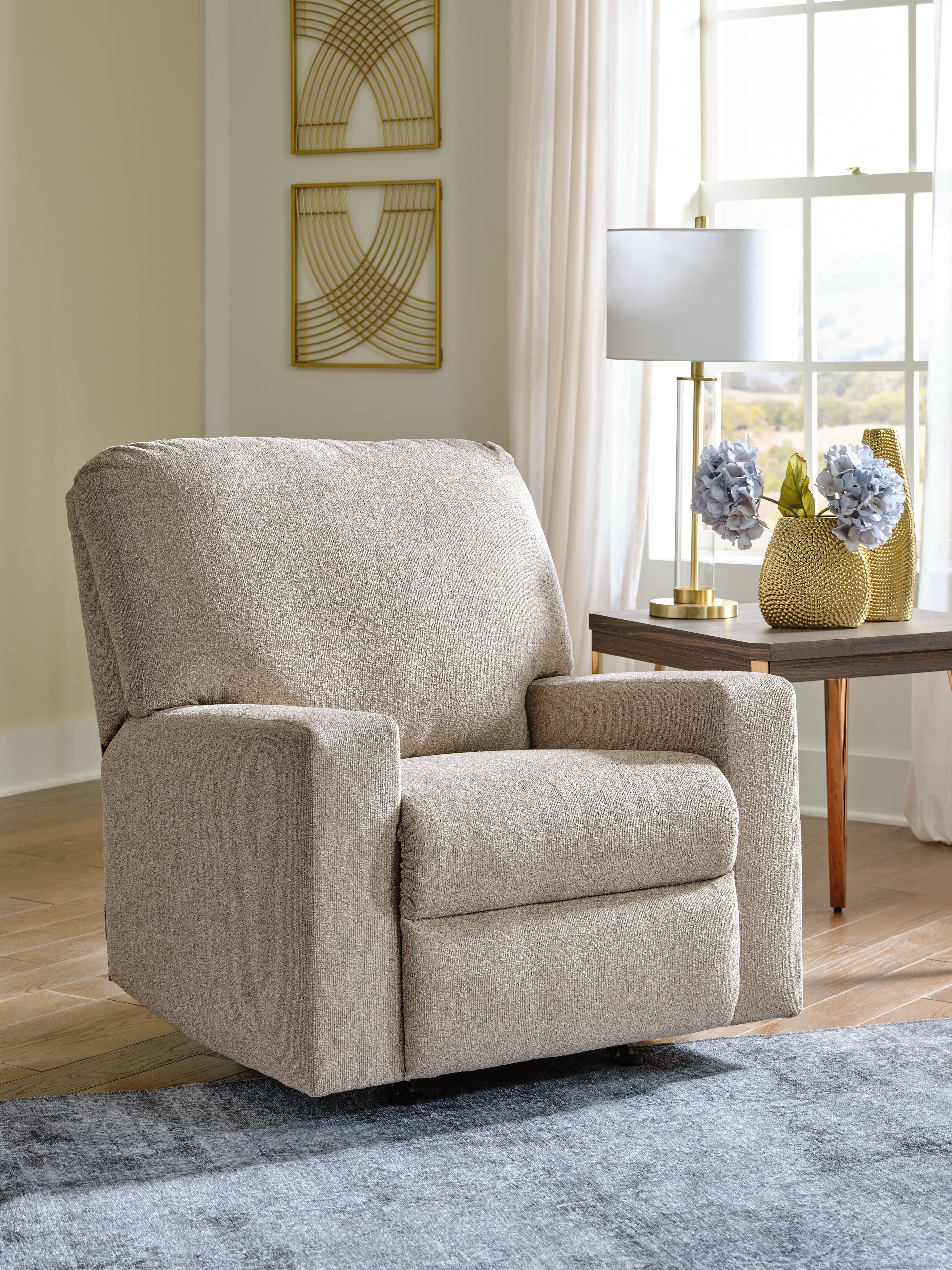 Deltona Sofa
