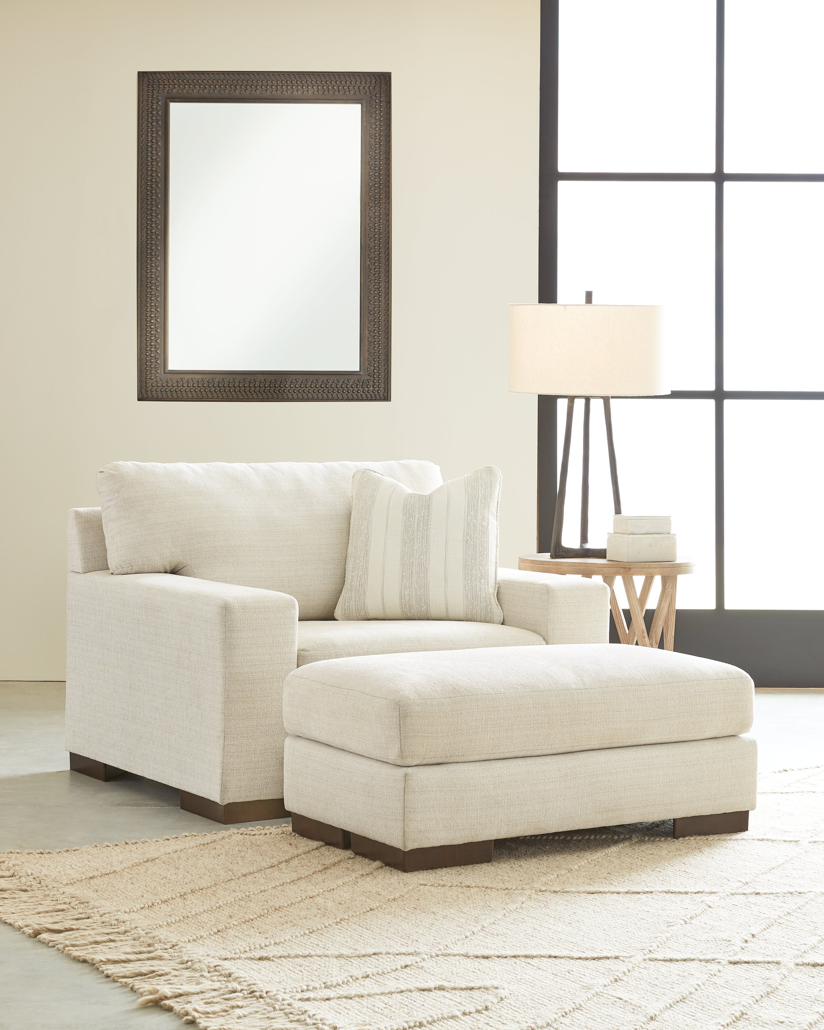 Maggie Sofa