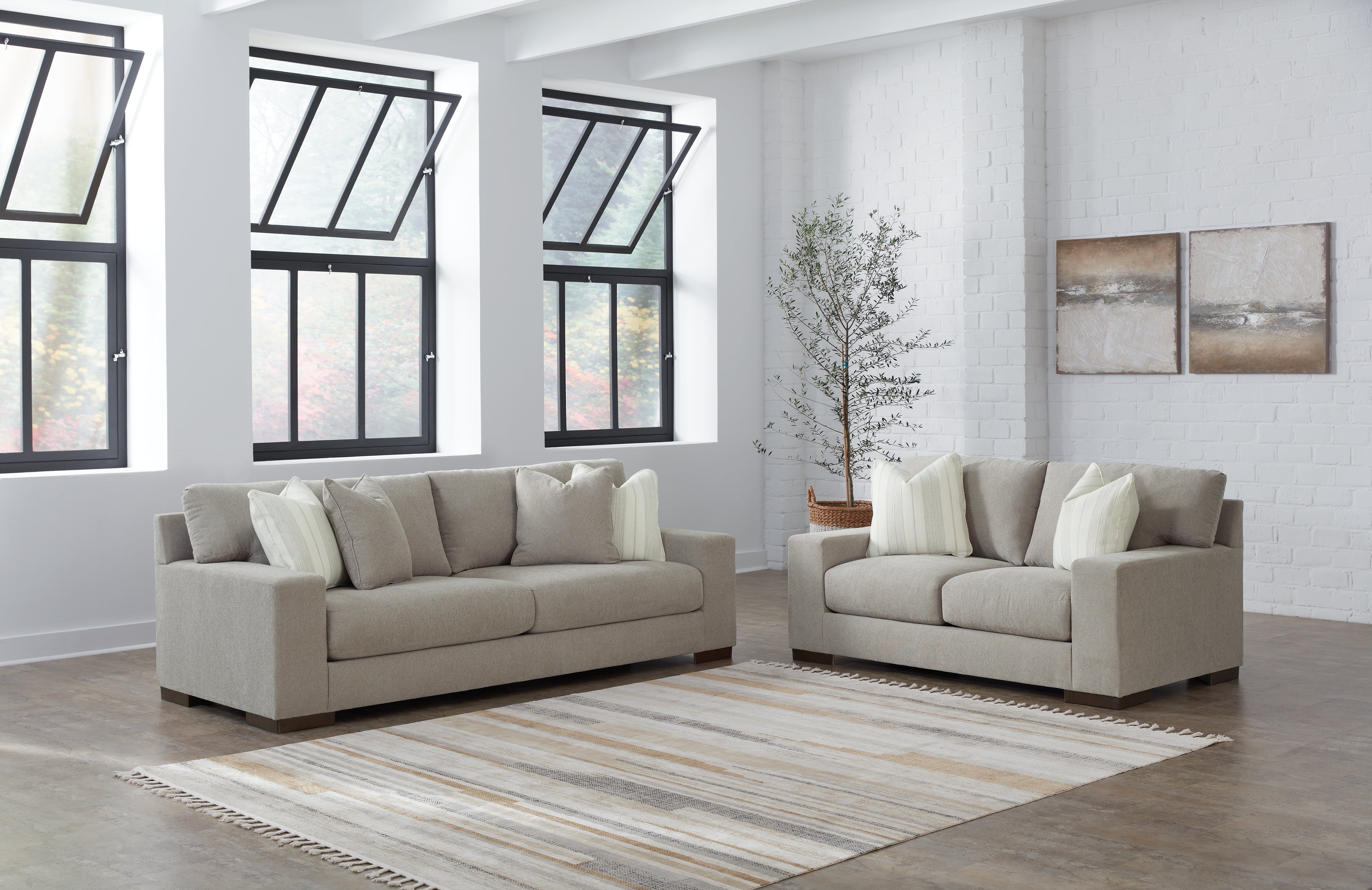 Maggie Sofa