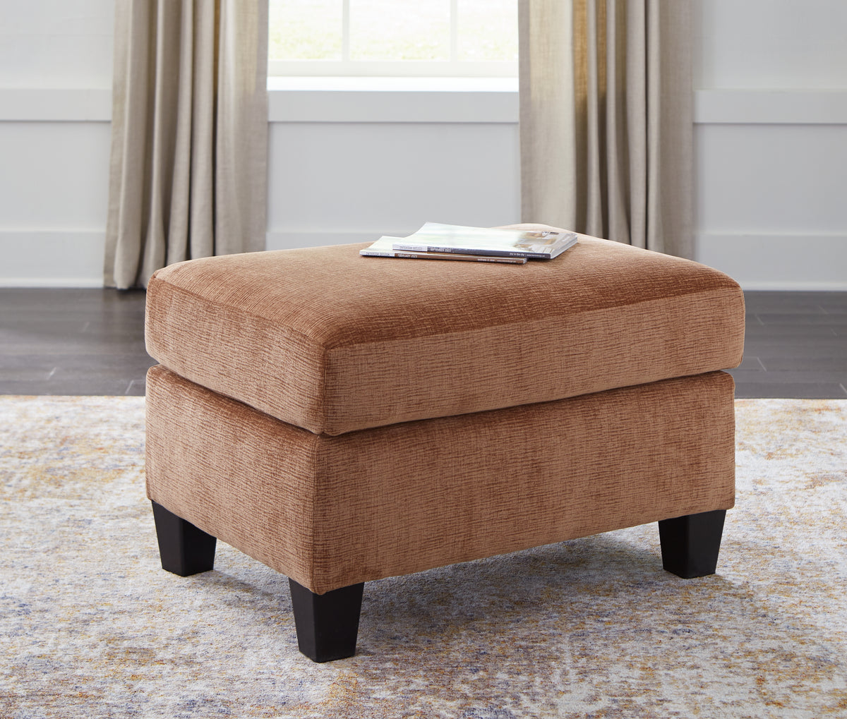 Diamond Furniture - Ashley Furniture - Amity Bay Ottoman - Ottoman - 6720414