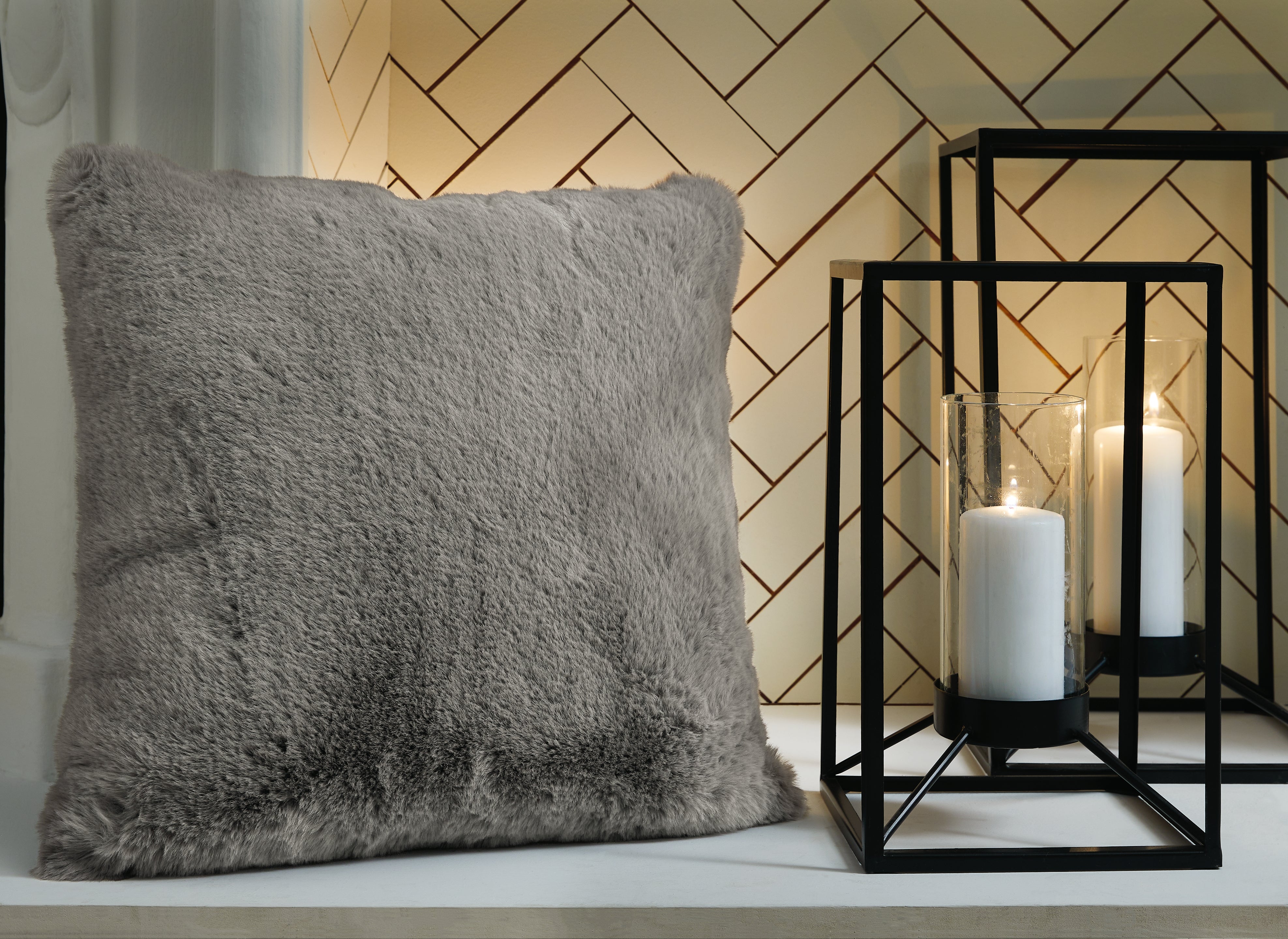 Diamond Furniture - Ashley Furniture - Gariland Pillows - Pillow / Gray - A1000868P