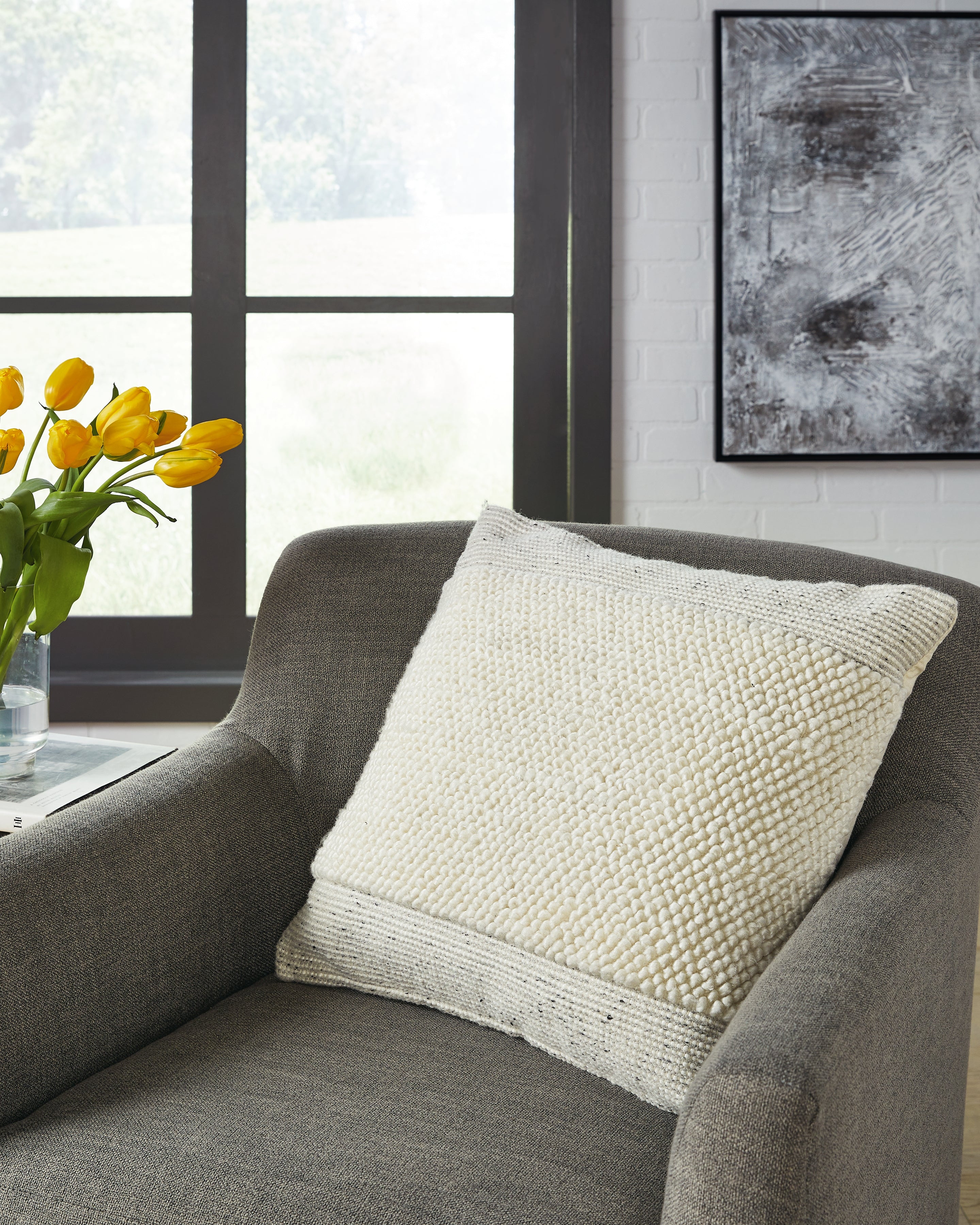 Diamond Furniture - Ashley Furniture - Rowcher Pillows - Pillow / Gray/White - A1001004P