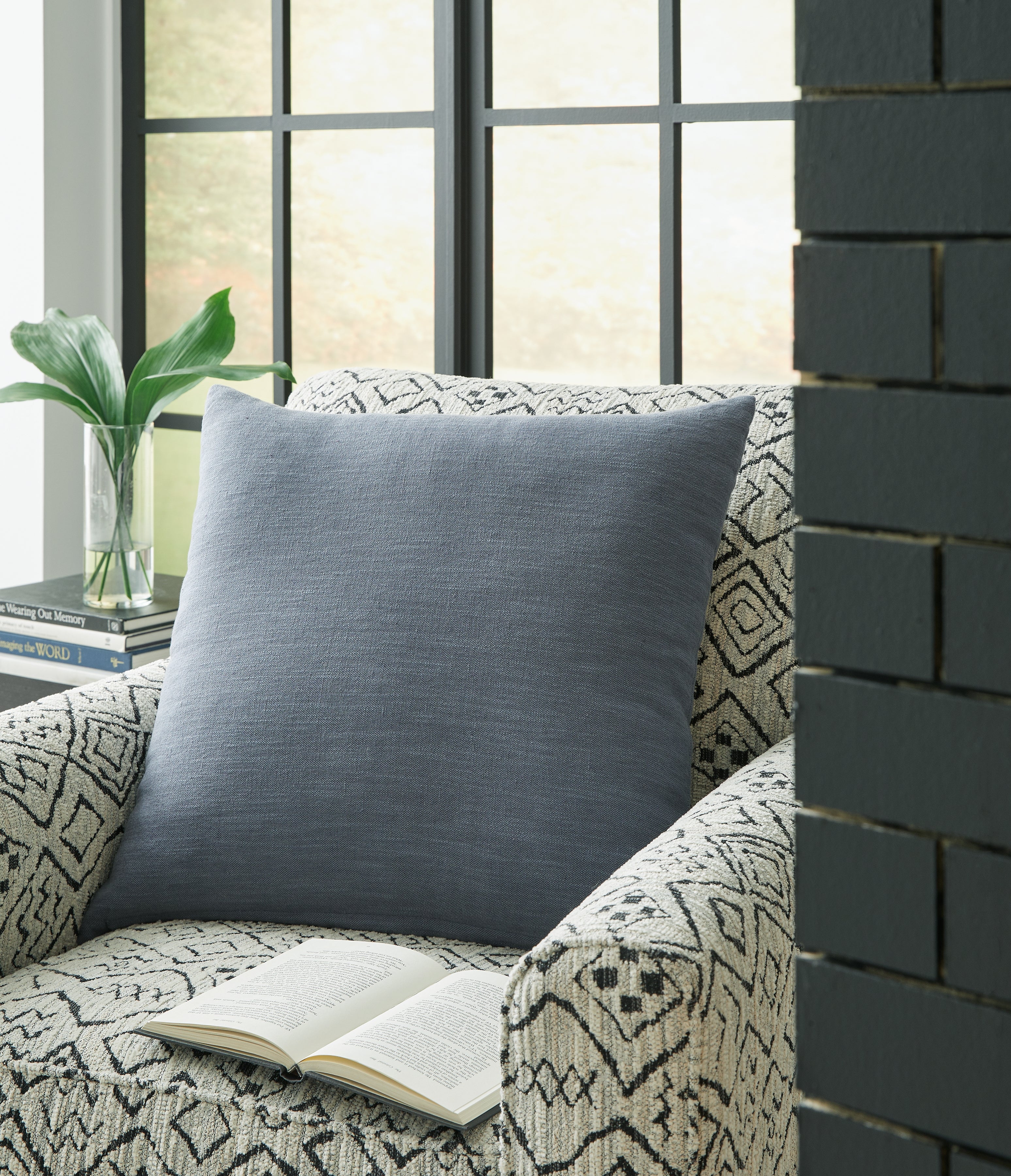 Diamond Furniture - Ashley Furniture - Thaneville Pillow - Pillow - A1001041P