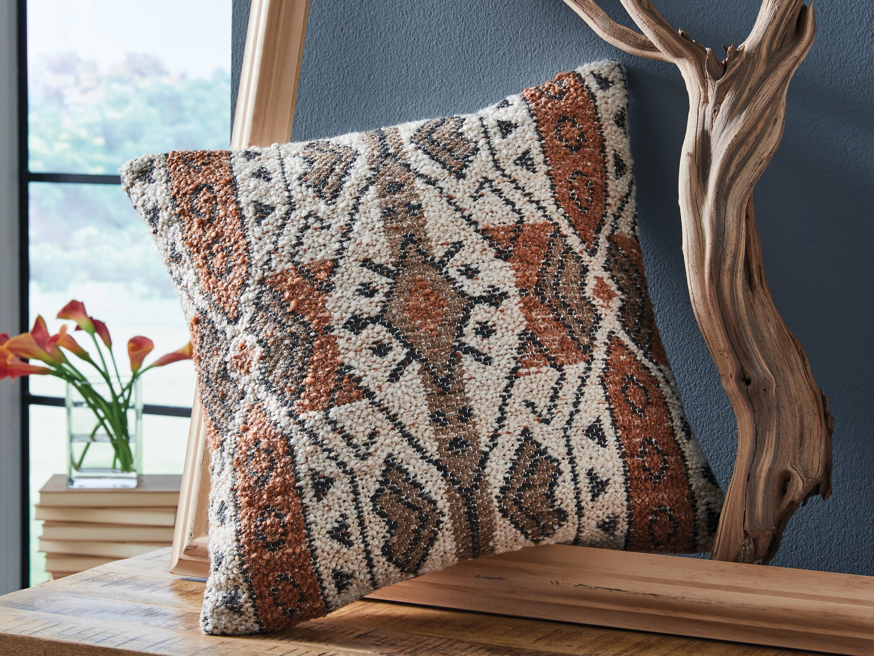 Diamond Furniture - Ashley Furniture - Kierenworth Pillows - Pillow (4/CS) / Sienna/Ivory/Black - A1001110