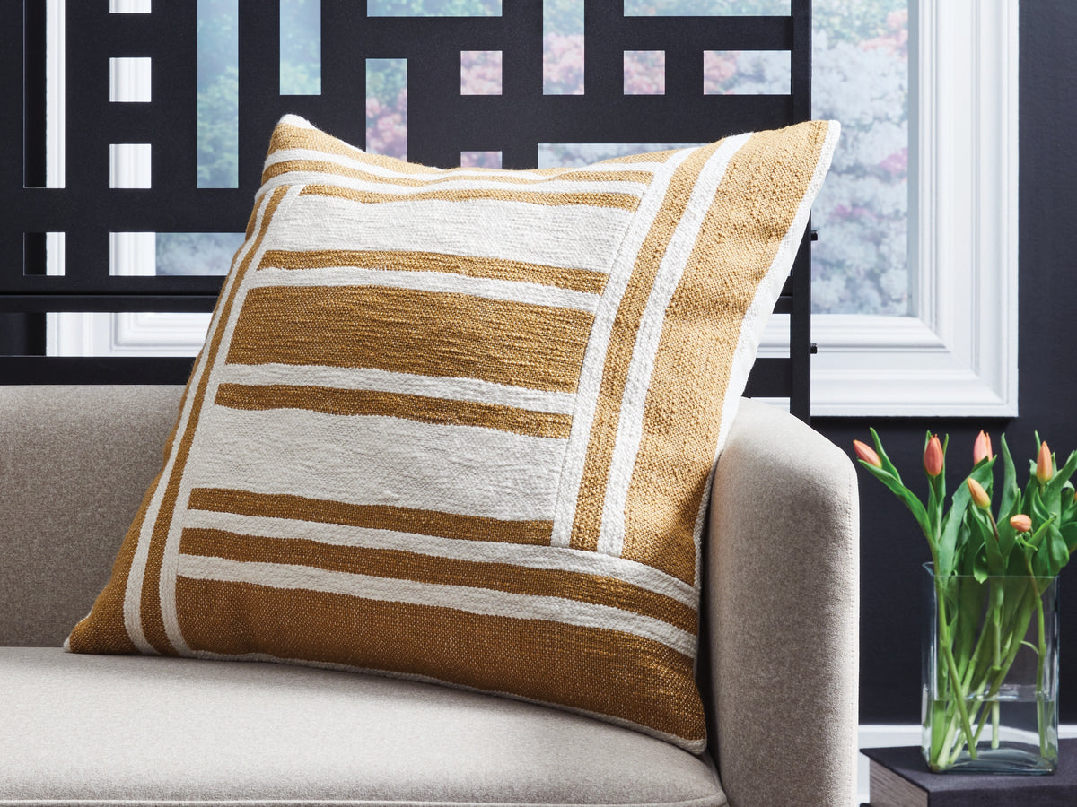 Diamond Furniture - Ashley Furniture - Darrman Pillows - Pillow (4/CS) / Ochre/Ivory - A1001116