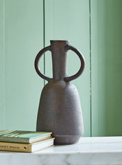 Diamond Furniture - Ashley Furniture - Aadeen Vase - Vase / Distressed Brown - A2000674