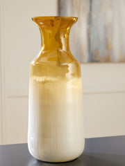 Diamond Furniture - Ashley Furniture - Wynburg Vase - Vase / White/Amber - A2000724